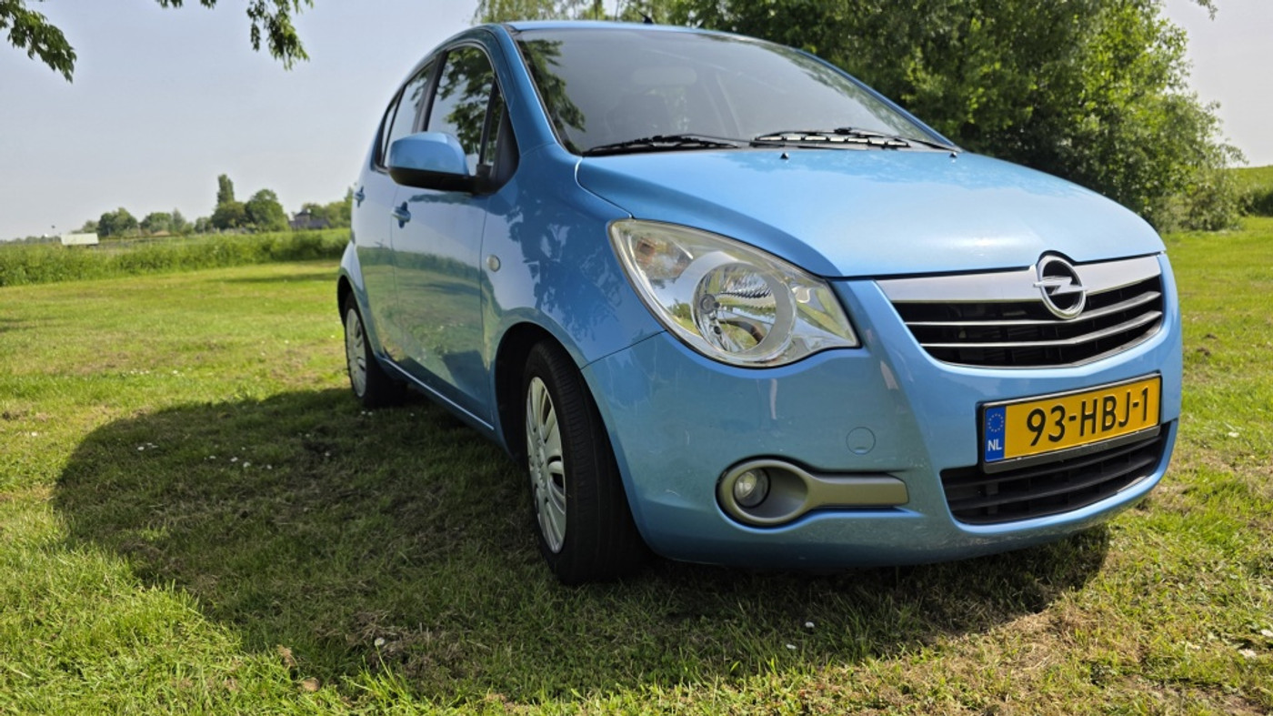 Foto van Opel Agila