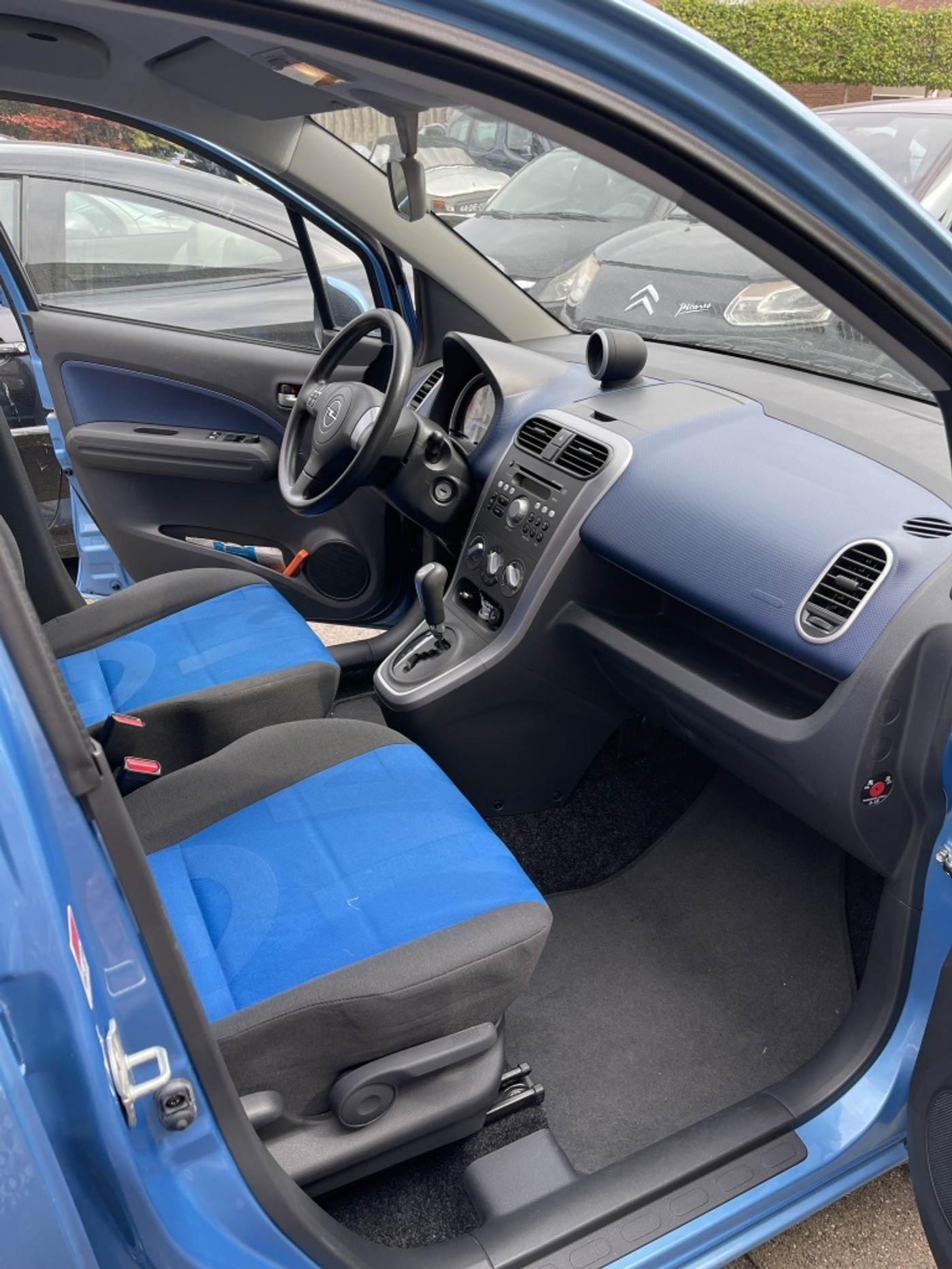 Foto van Opel Agila
