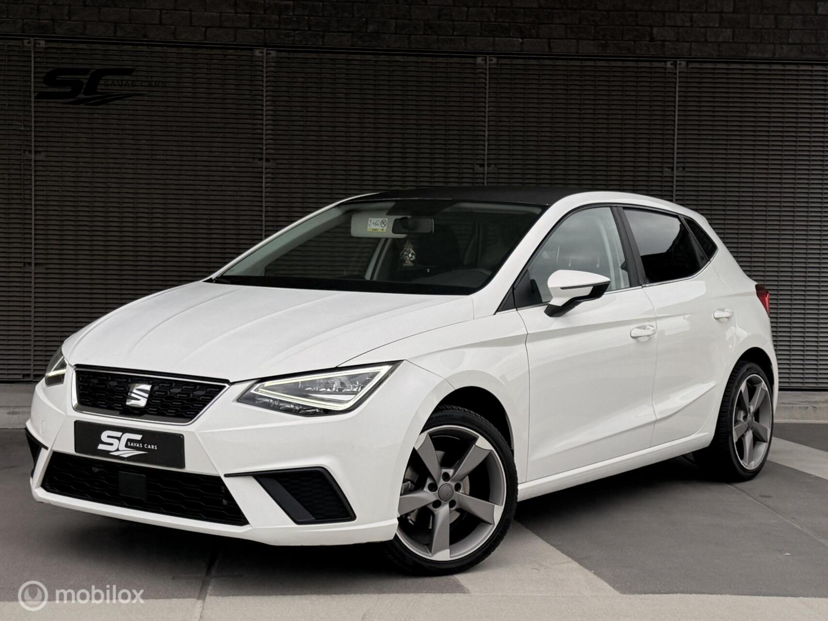 Seat Ibiza 1.0 TSI FR Business Intense 116PK! | PDC |2xLed 2017 - voorkant
