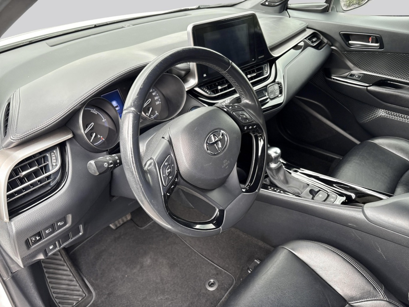 Foto van Toyota Toyota C-hr