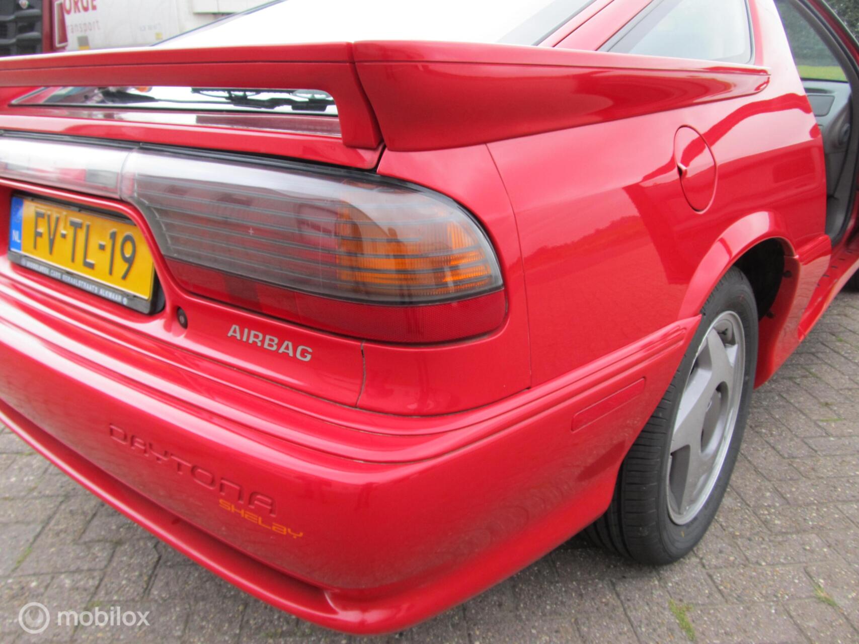 Foto van Chrysler Daytona 2.5i Turbo U9