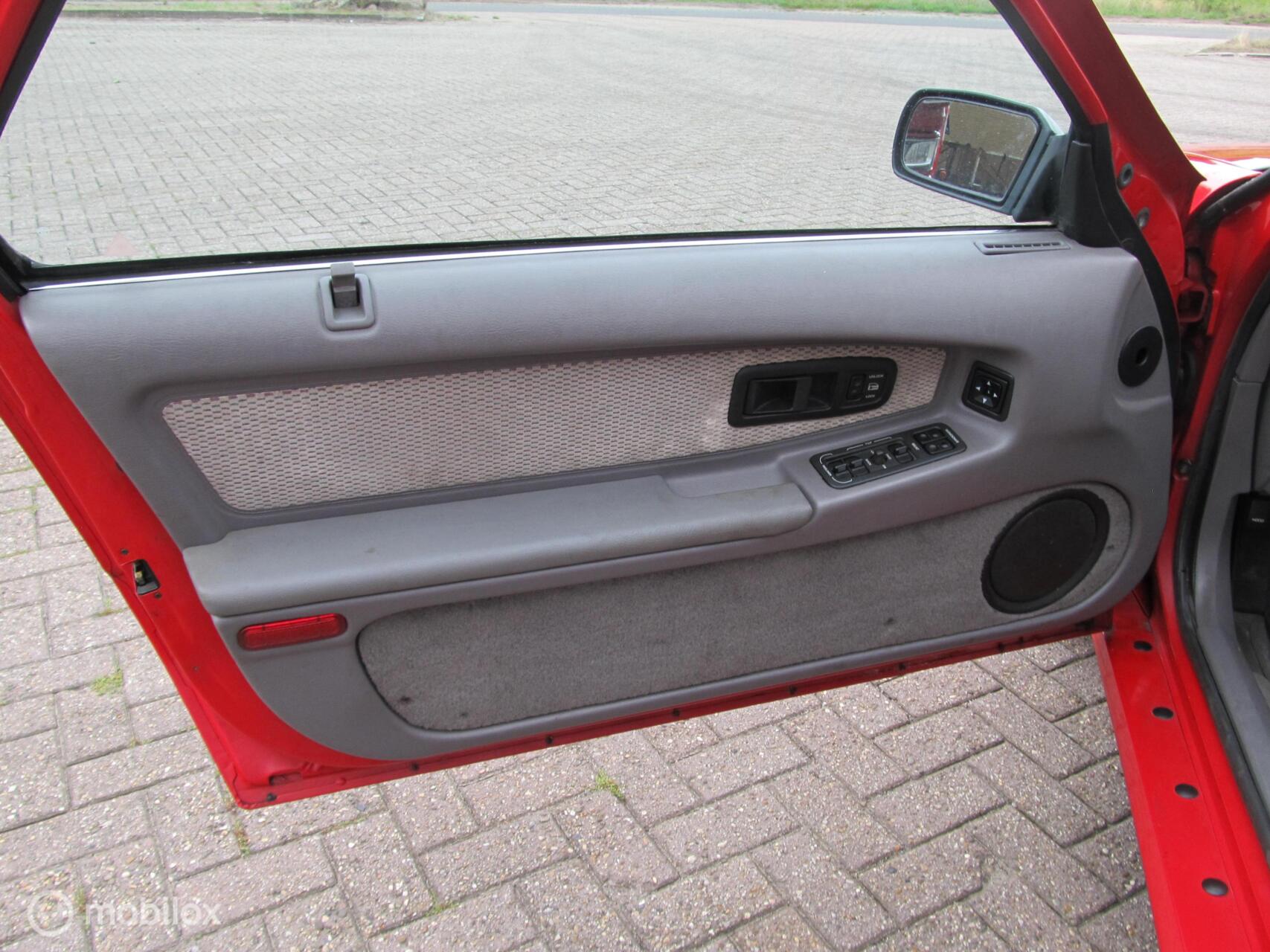 Foto van Chrysler Daytona 2.5i Turbo U9