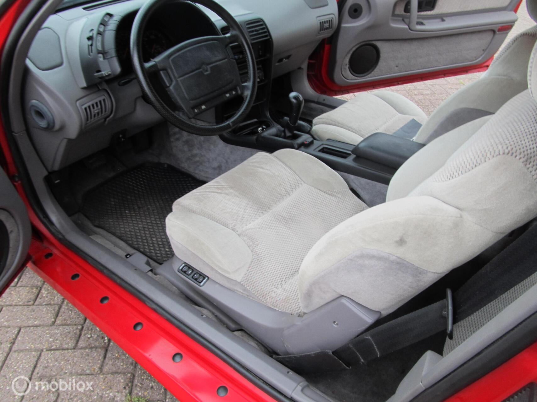 Foto van Chrysler Daytona 2.5i Turbo U9