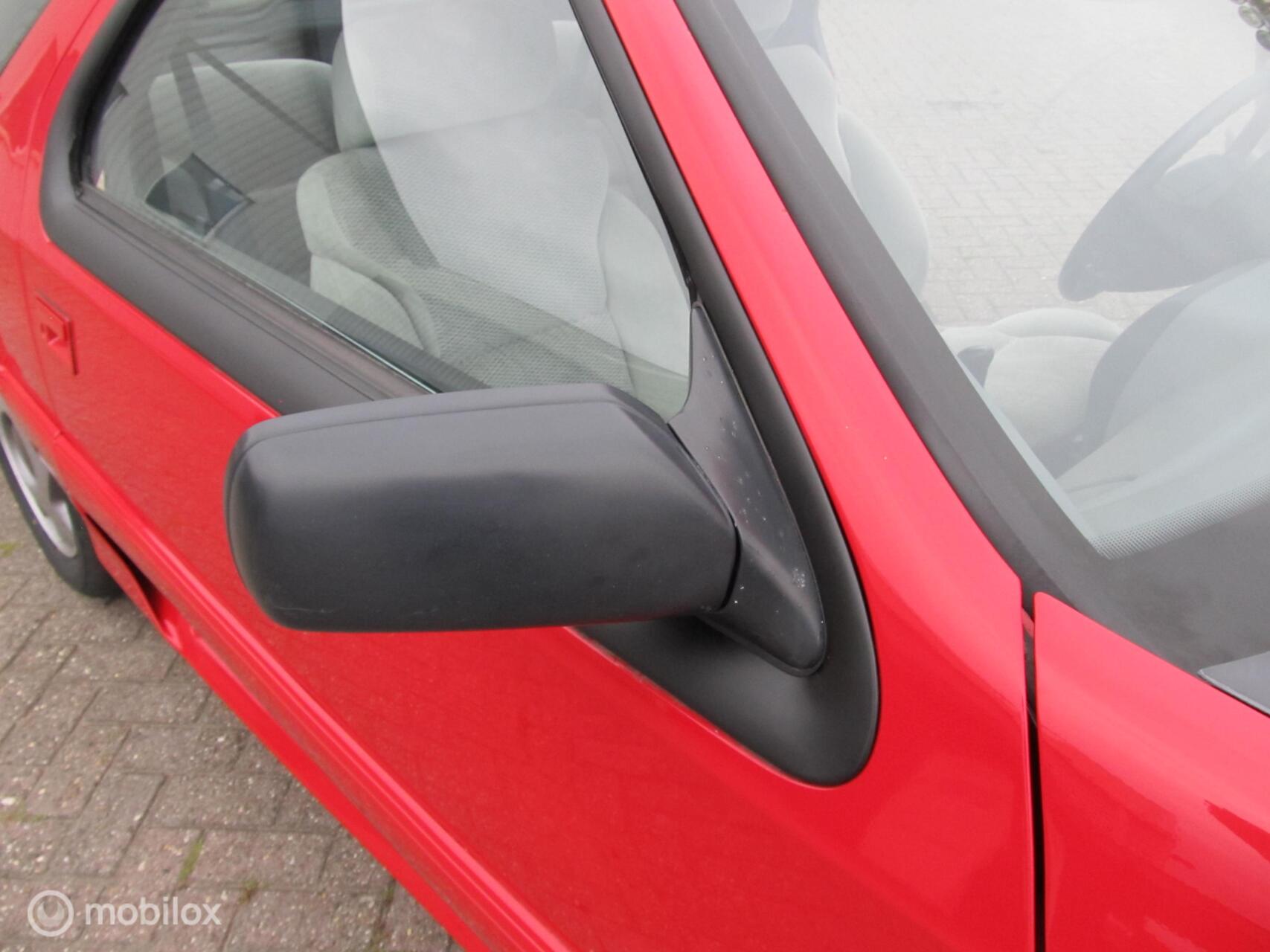 Foto van Chrysler Daytona 2.5i Turbo U9