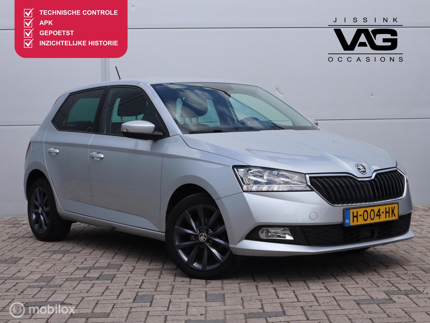 Skoda Fabia 1.0 TSI CarPlay PDC Clima Cruise Stoelverwarming 2020 - voorkant