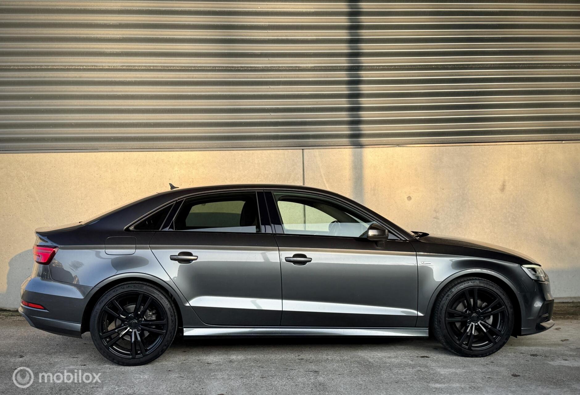 Foto van Audi A3 Limousine