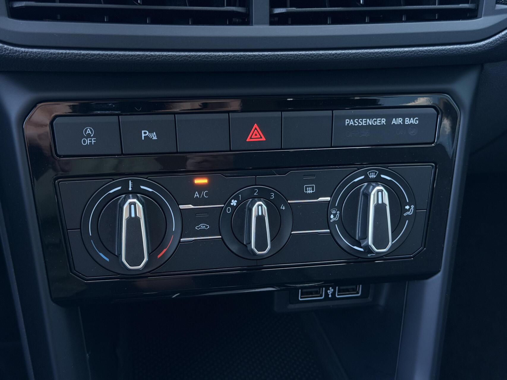 Foto van Volkswagen T-cross