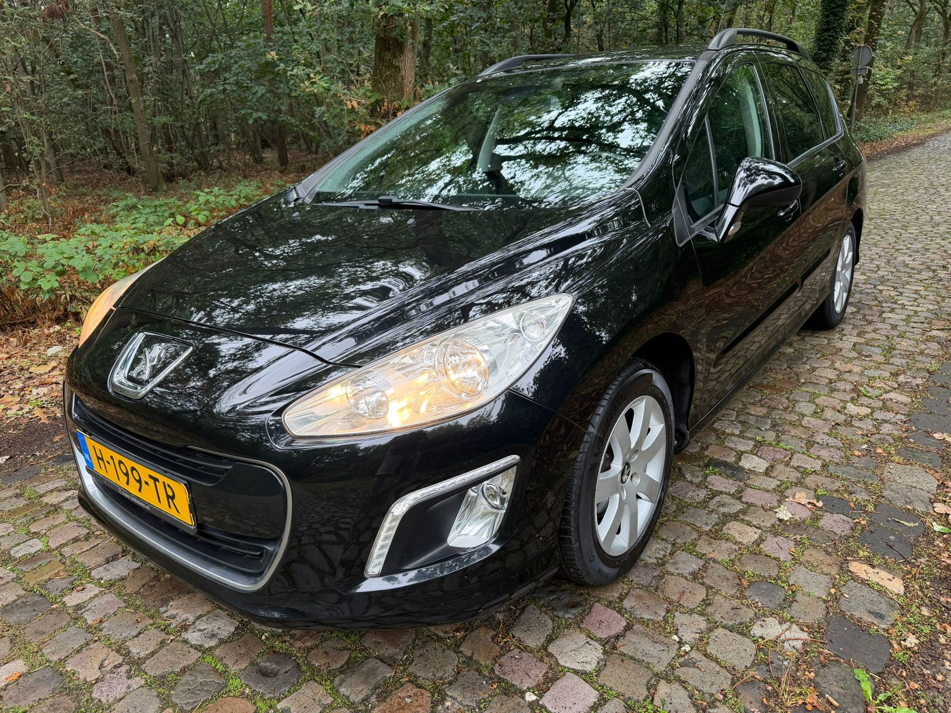 Peugeot 308 1.6 VTi Active apk 07-2027 146049 km 2013 - voorkant