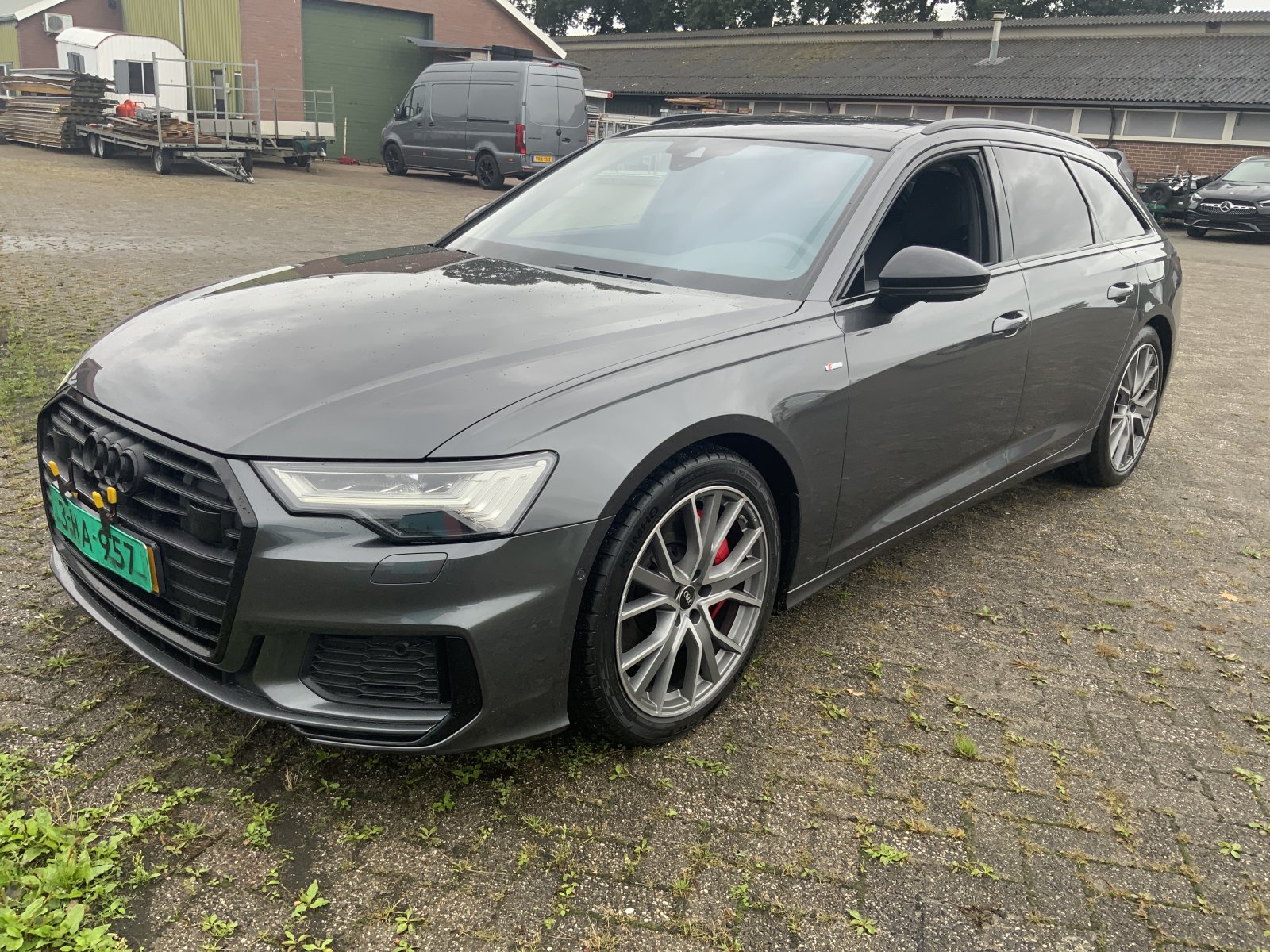 Audi A6 Avant 55 TFSI e q. PLS Cmp 2022 - voorkant
