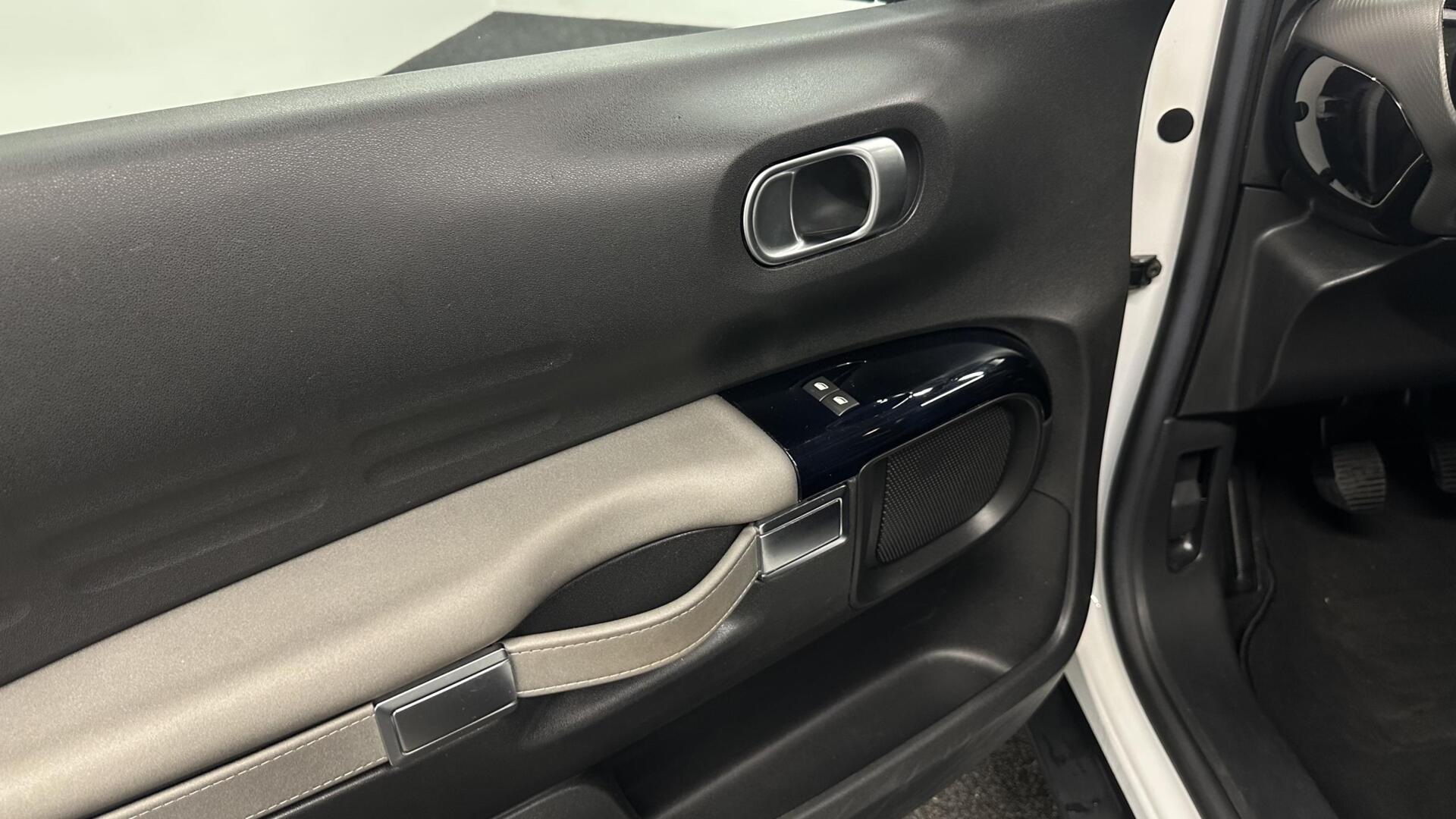 Foto van Citroen C4 Cactus
