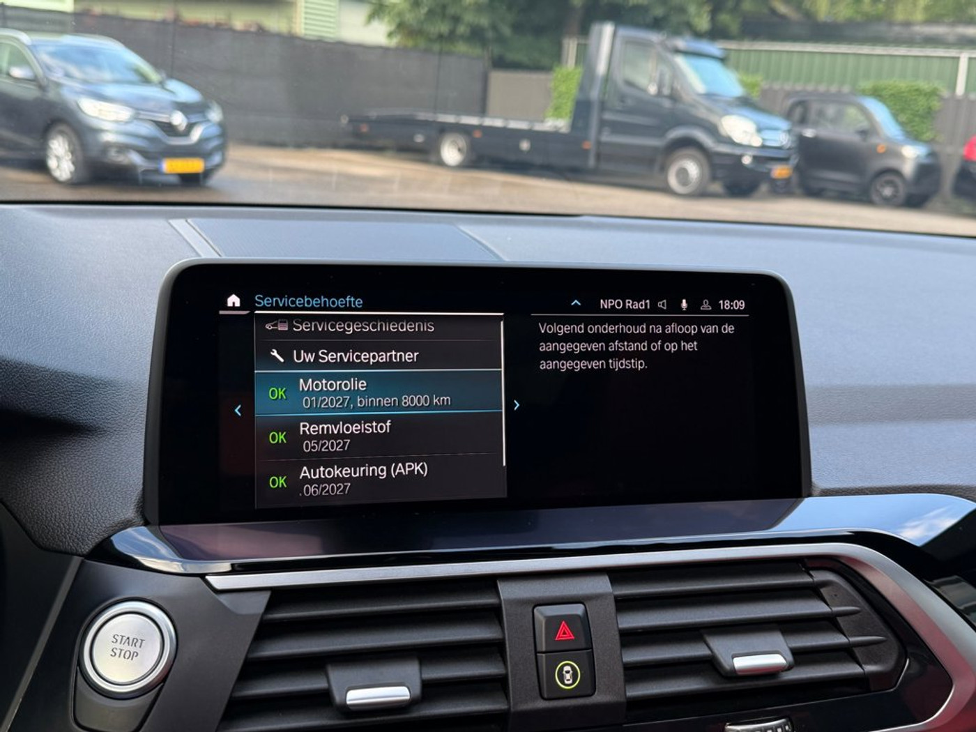 Foto van BMW X3 Xdrive30e