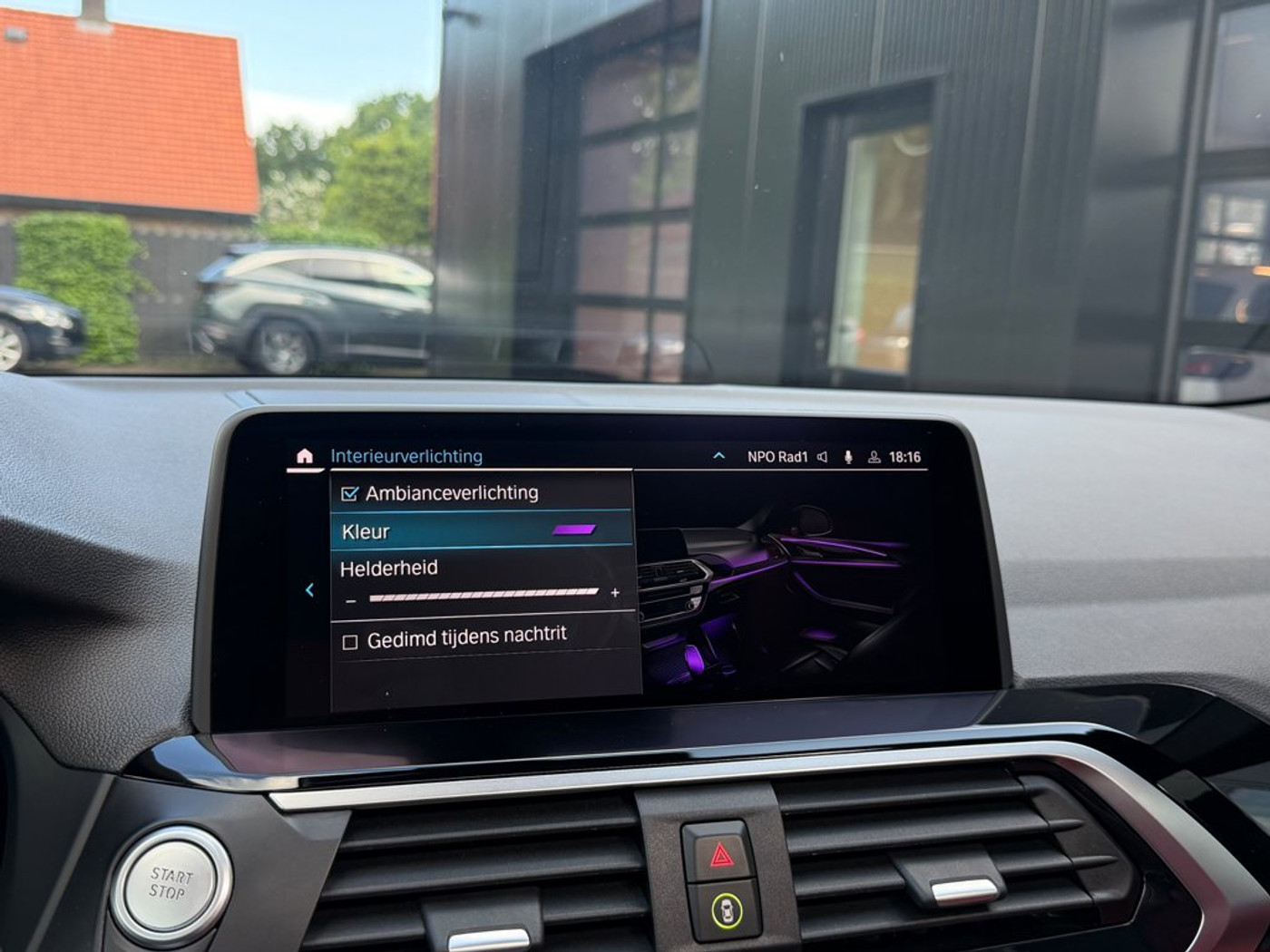 Foto van BMW X3 Xdrive30e