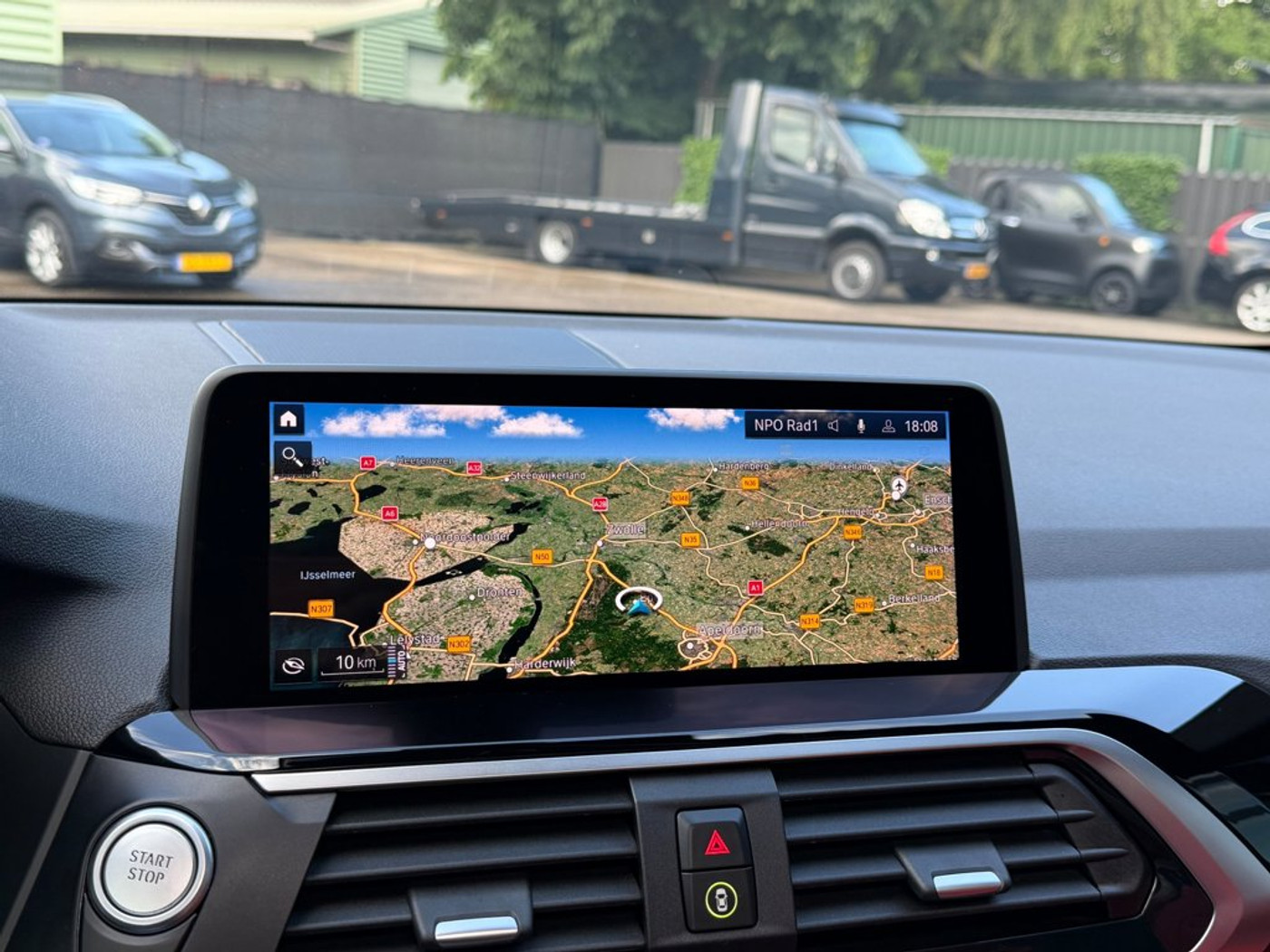 Foto van BMW X3 Xdrive30e
