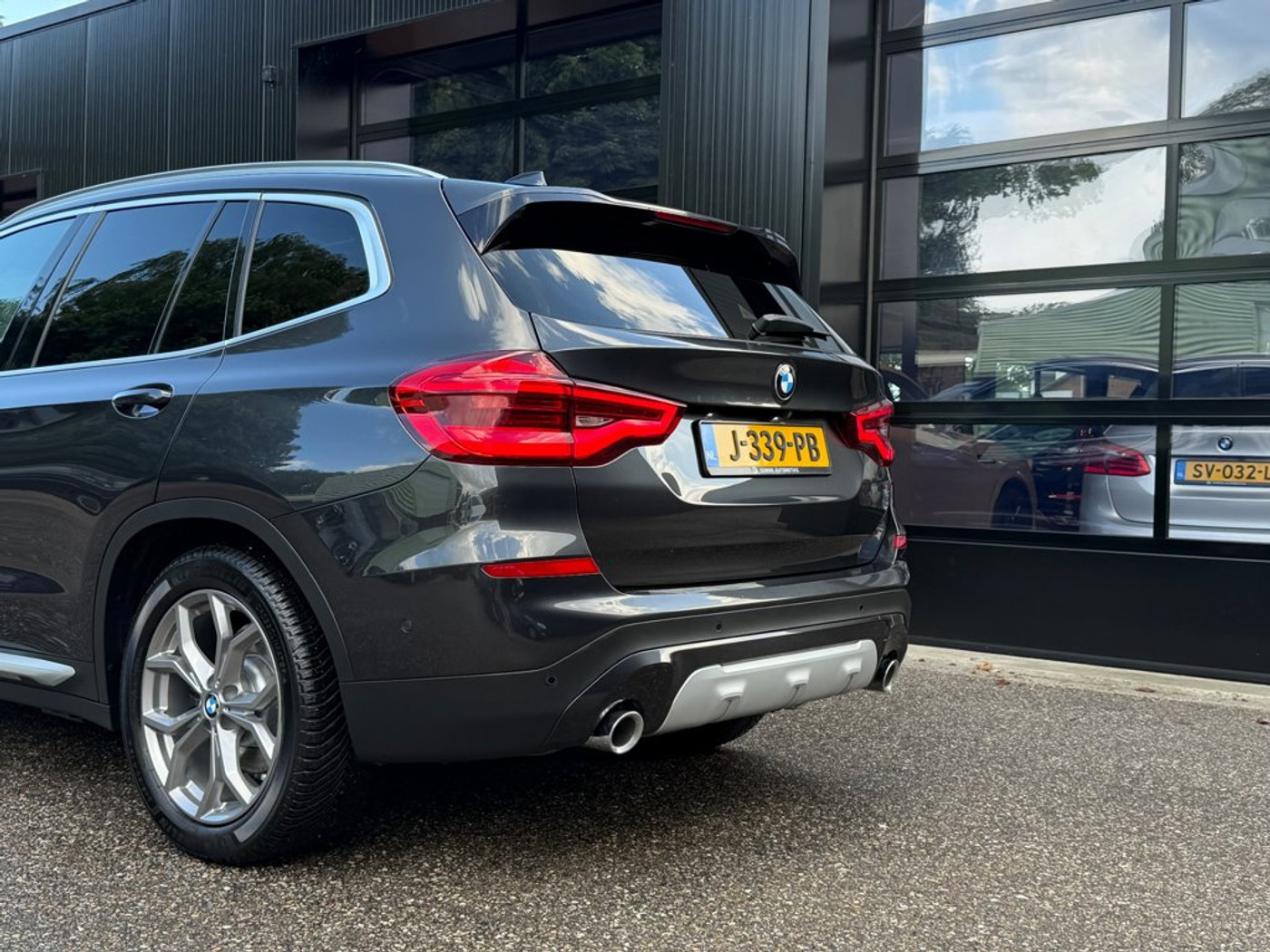 Foto van BMW X3 Xdrive30e