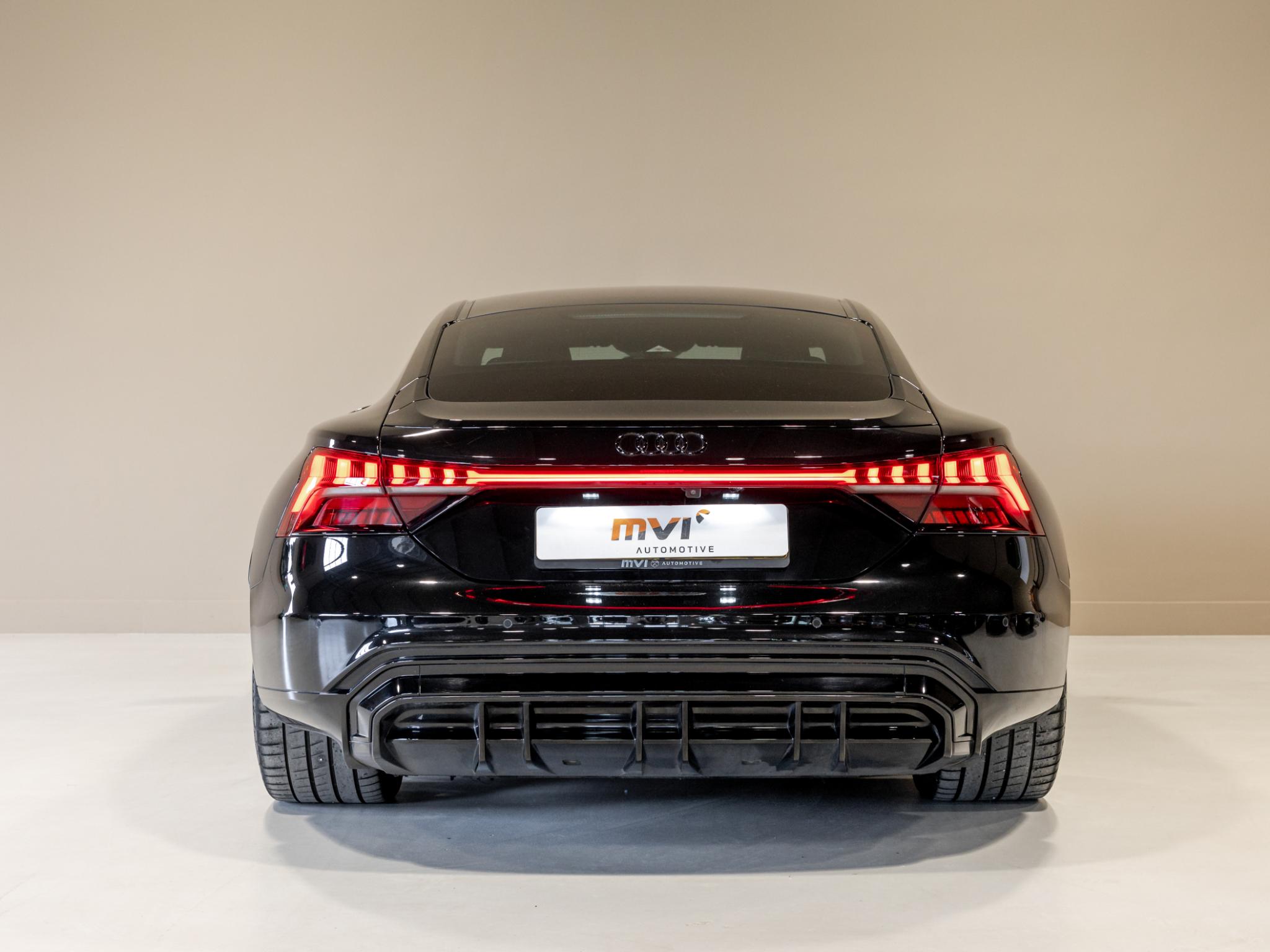 Foto van Audi E-tron GT