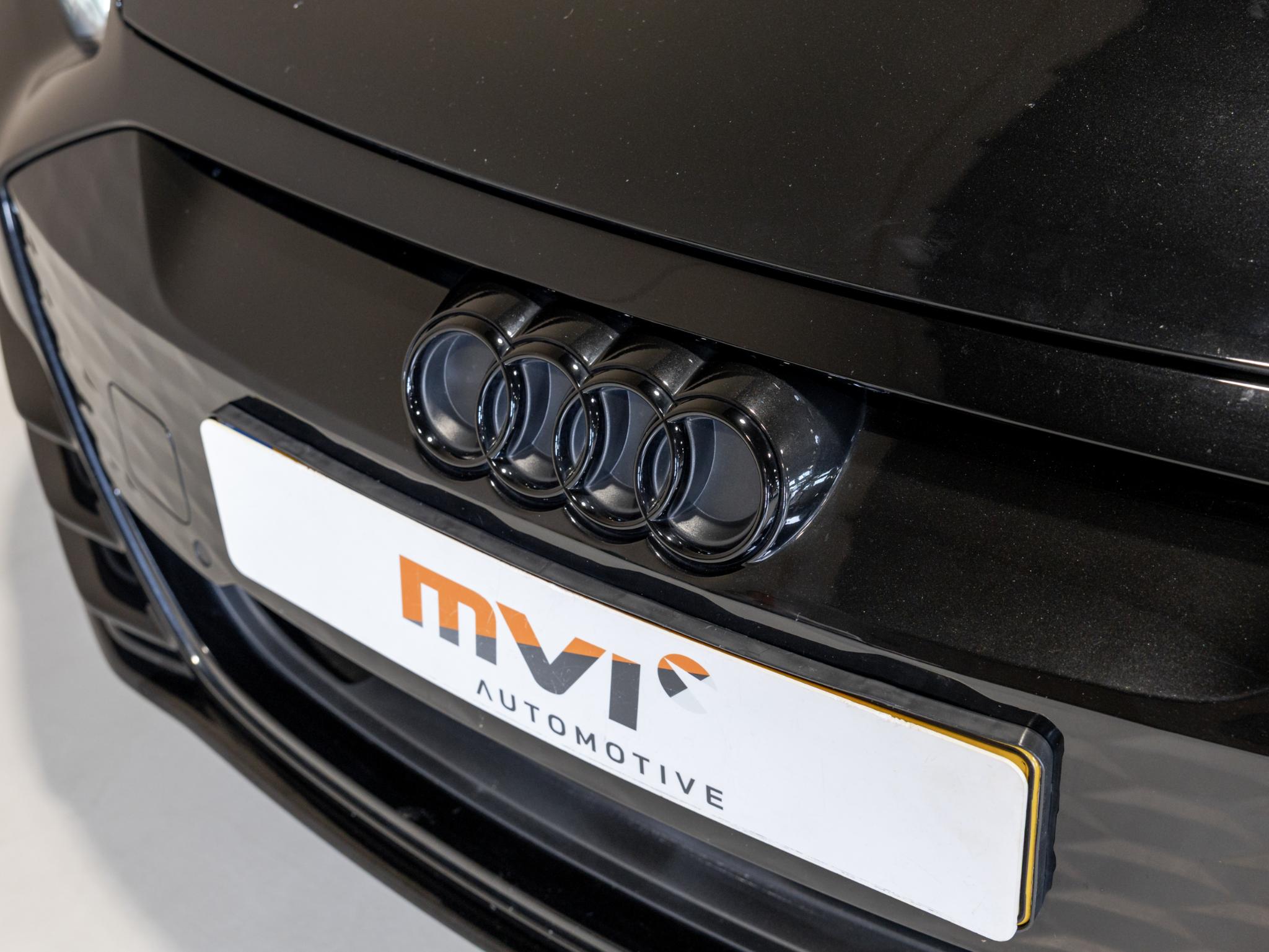 Foto van Audi E-tron GT