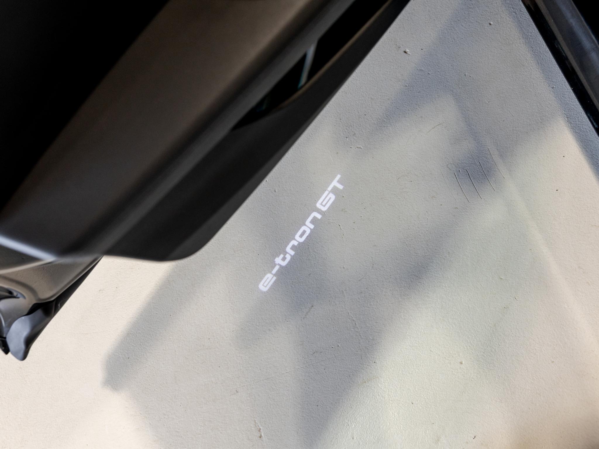 Foto van Audi E-tron GT