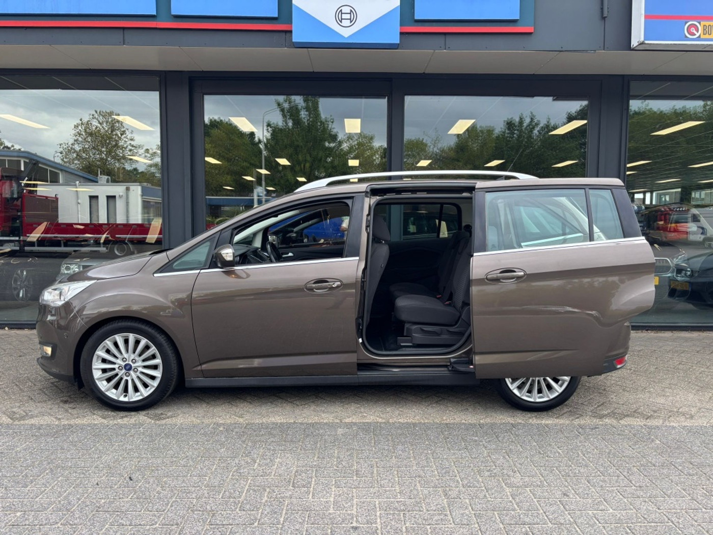 Foto van Ford Grand C-max
