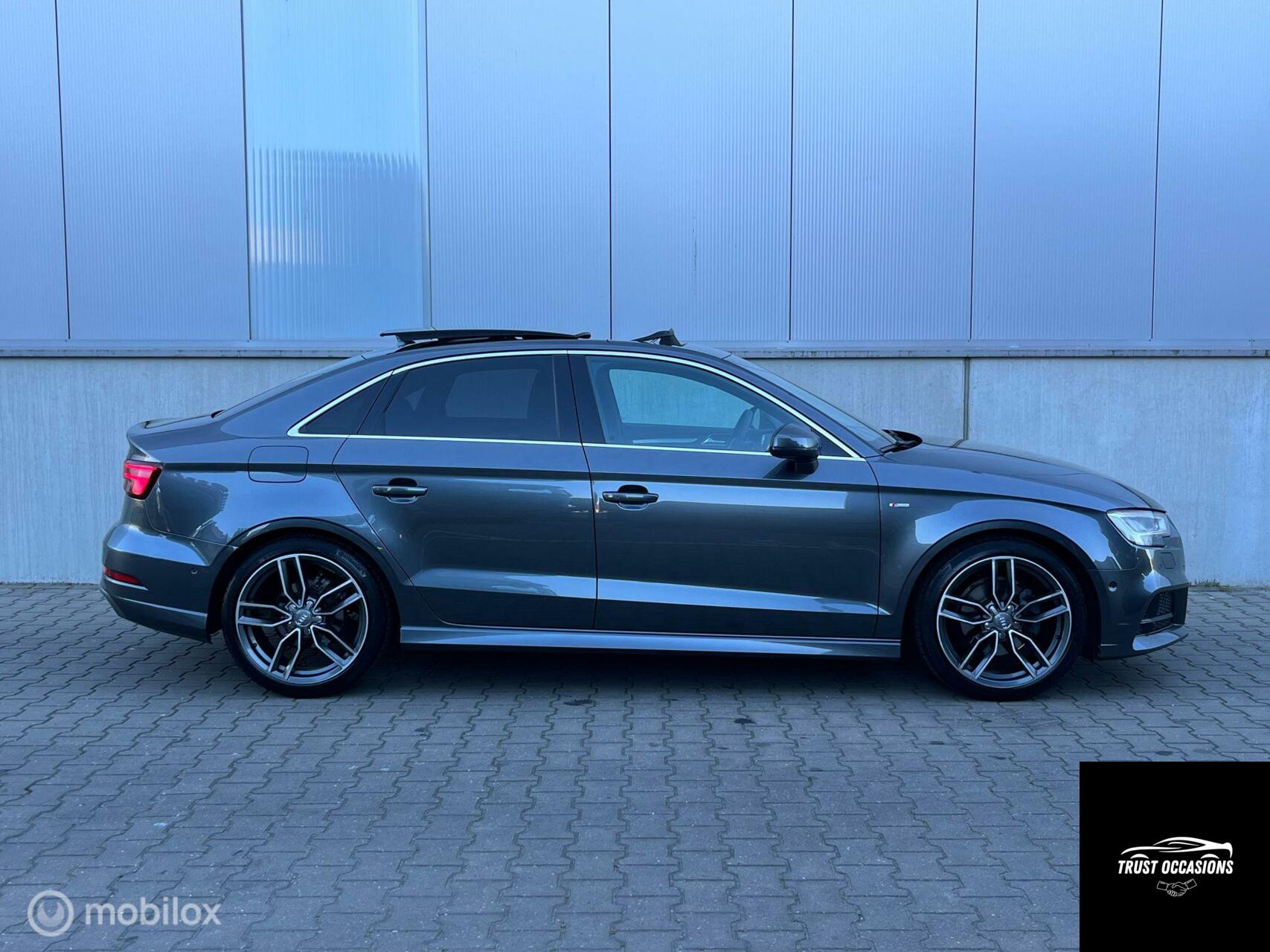 Foto van Audi A3 Limousine