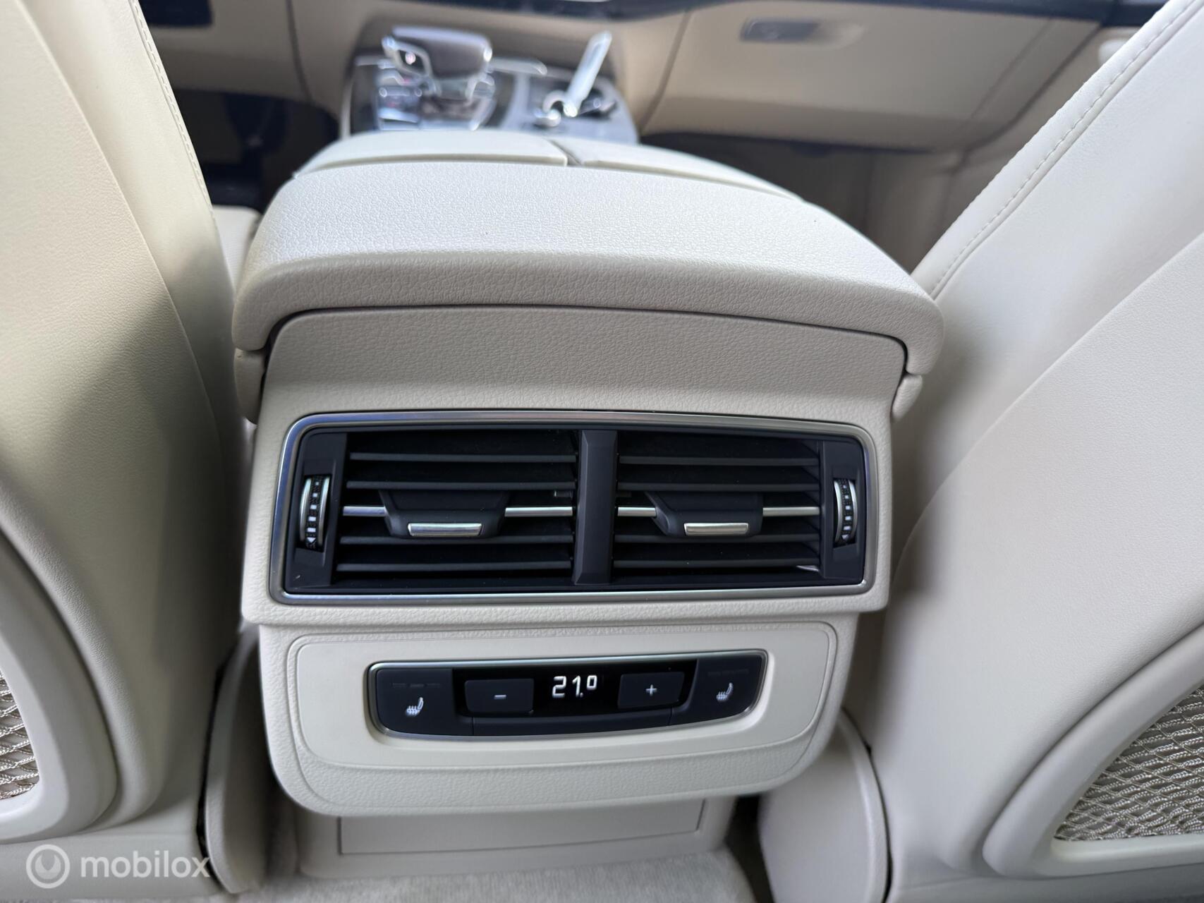 Foto van Audi Q7 E-tron