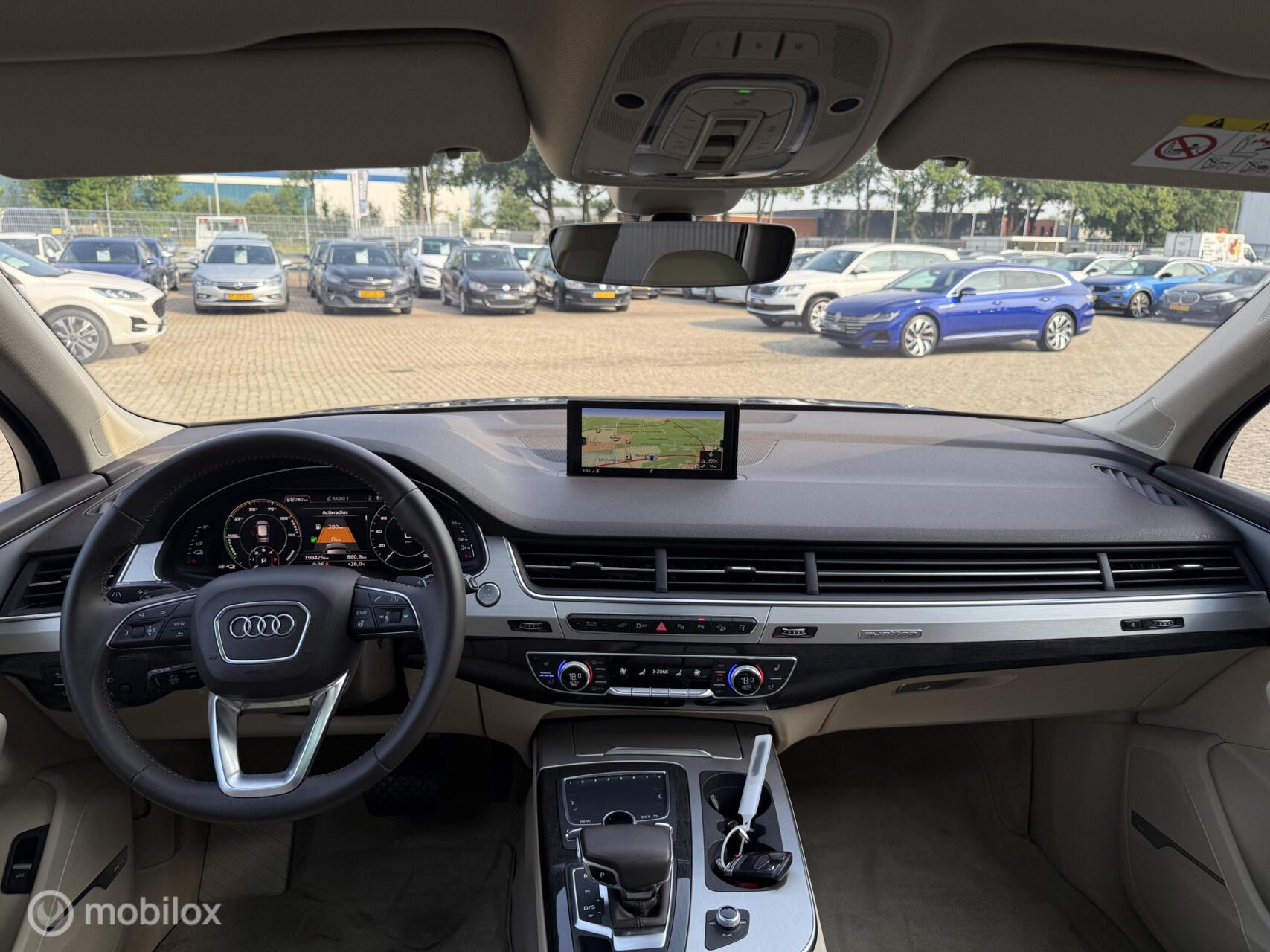 Foto van Audi Q7 E-tron