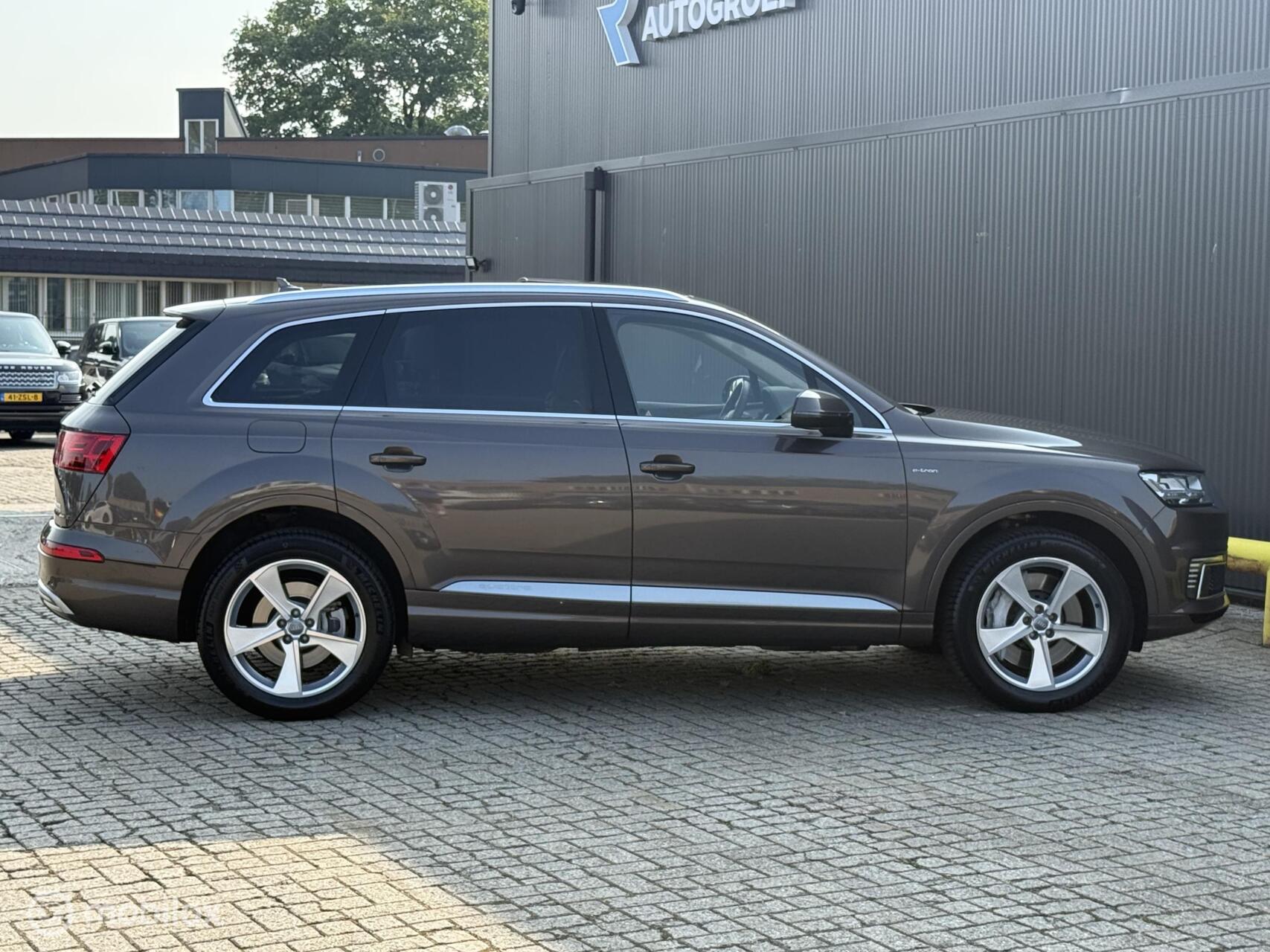 Foto van Audi Q7 E-tron