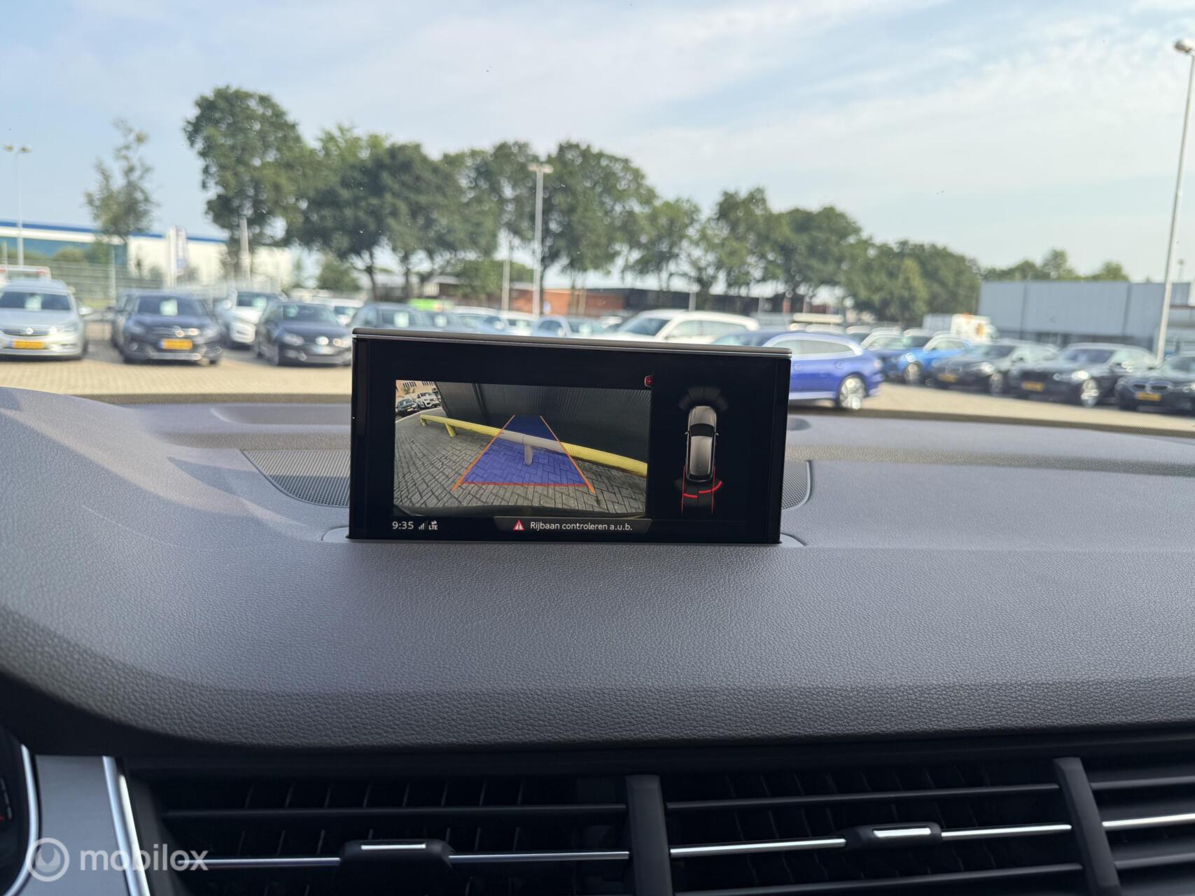 Foto van Audi Q7 E-tron