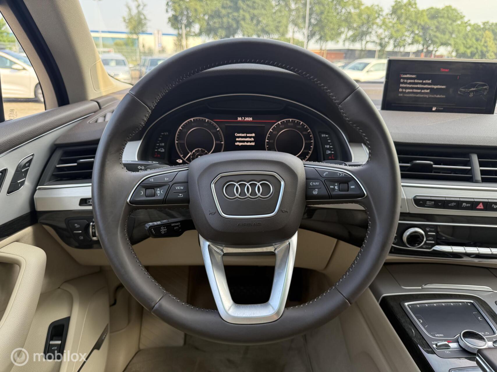 Foto van Audi Q7 E-tron