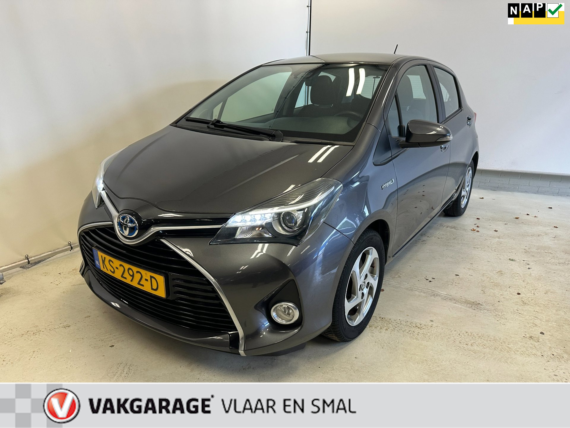 Toyota Toyota Yaris Hybrid 1.5 Hybrid Trend- 5 deurs-1e eigenaar-Camera-Navigatie-dealer onderhouden. 2016 - voorkant