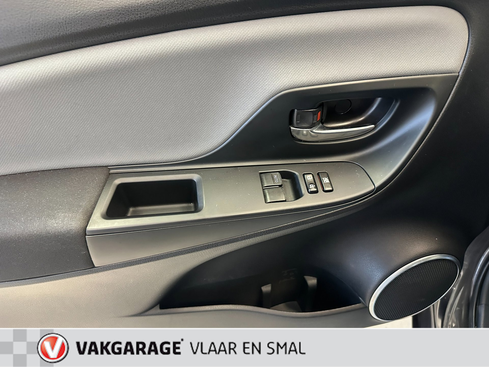 Foto van Toyota Toyota Yaris Hybrid