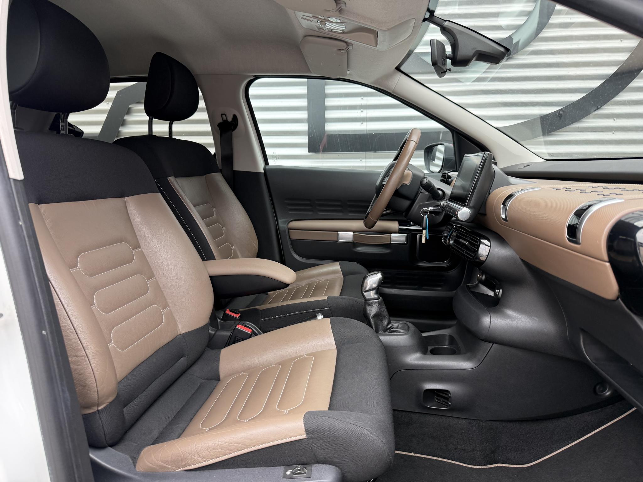 Foto van Citroen C4 Cactus