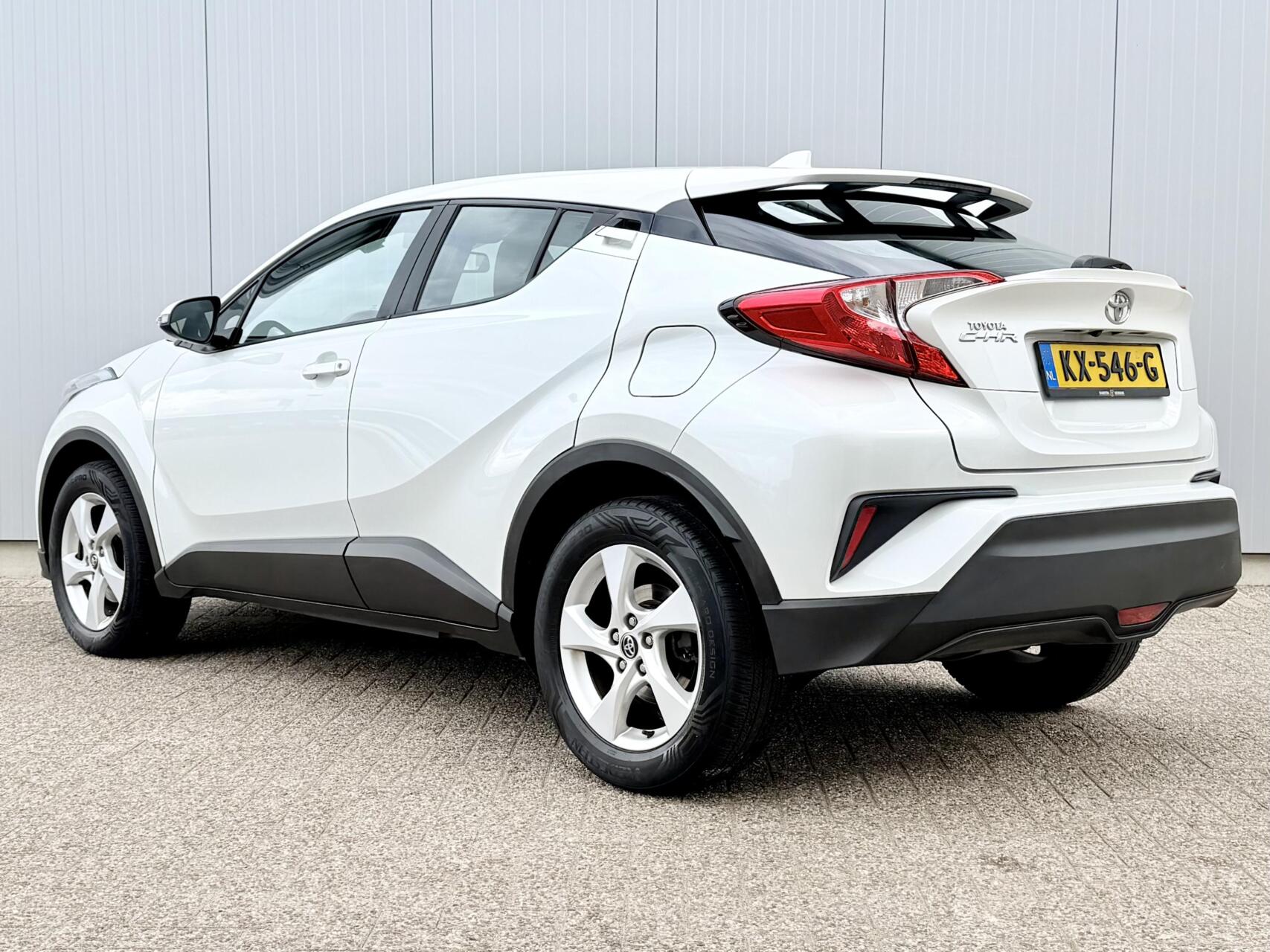 Foto van Toyota Toyota C-hr