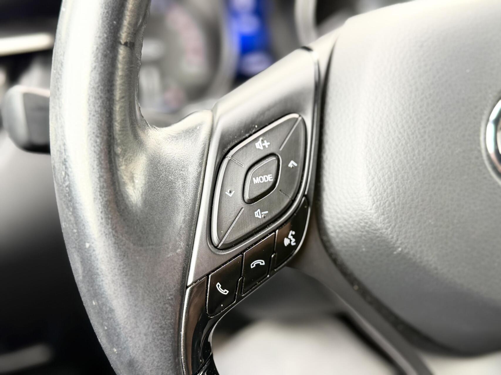 Foto van Toyota Toyota C-hr