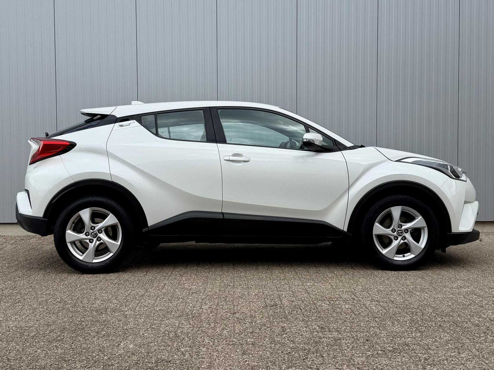 Foto van Toyota Toyota C-hr