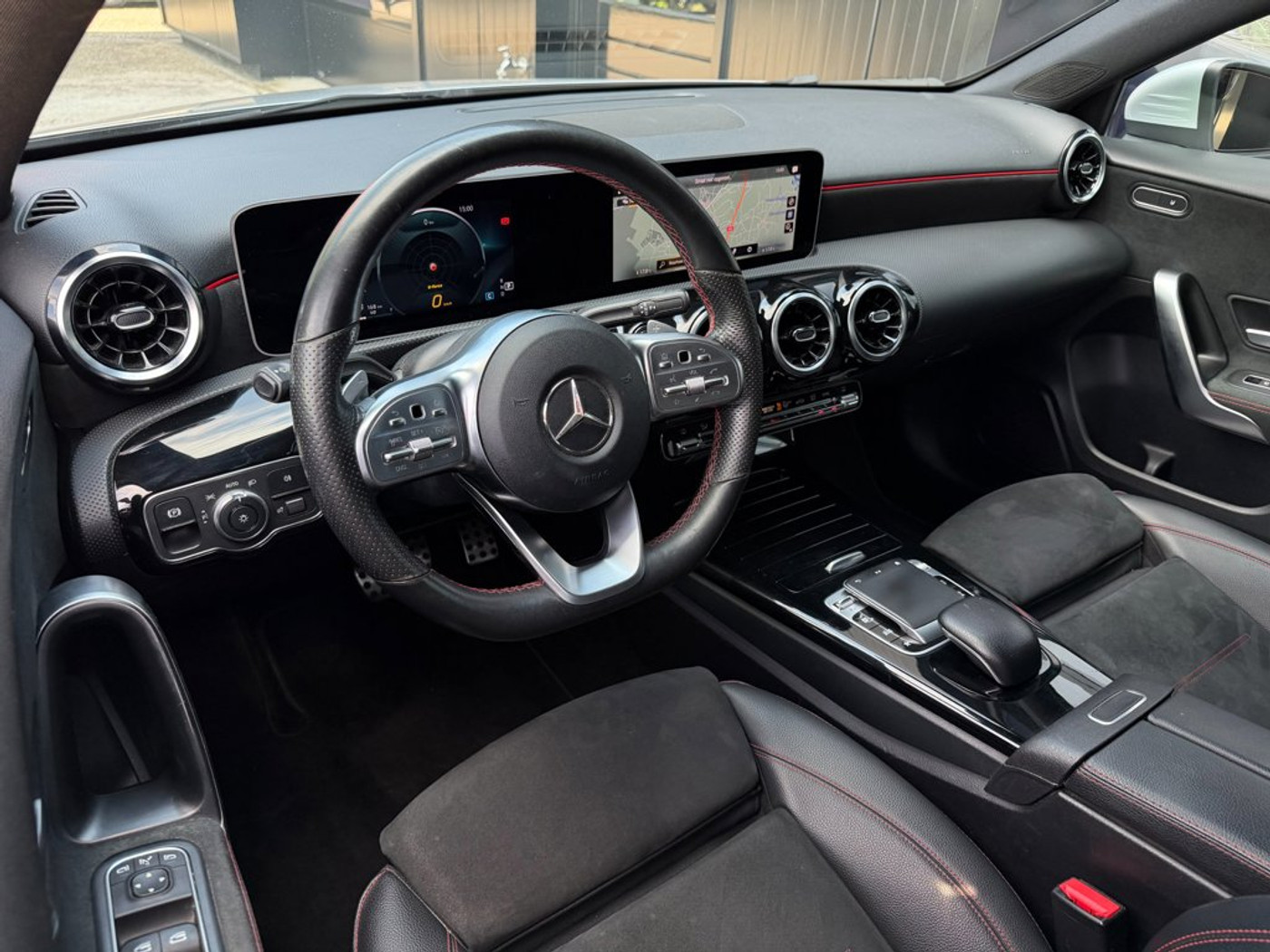 Foto van Mercedes-Benz A 200