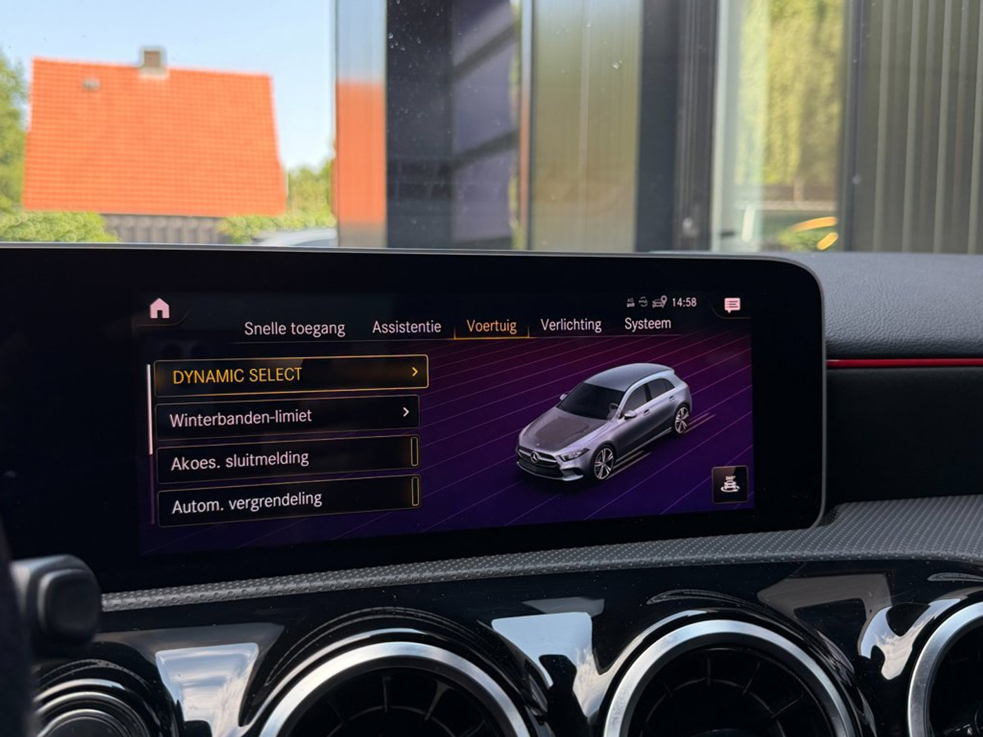 Foto van Mercedes-Benz A 200