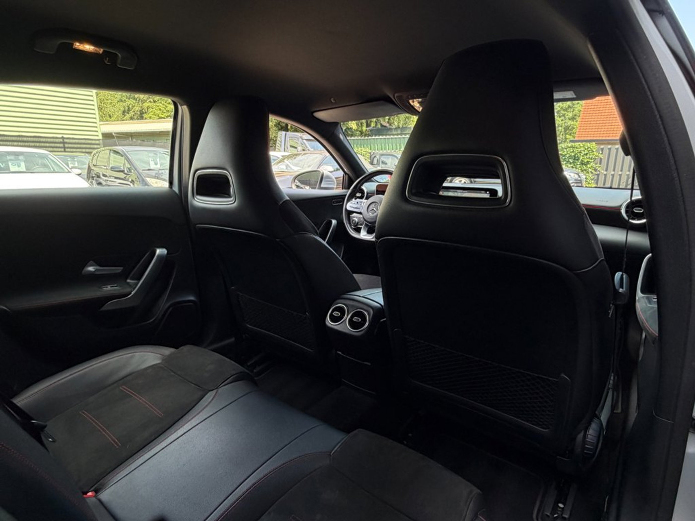 Foto van Mercedes-Benz A 200