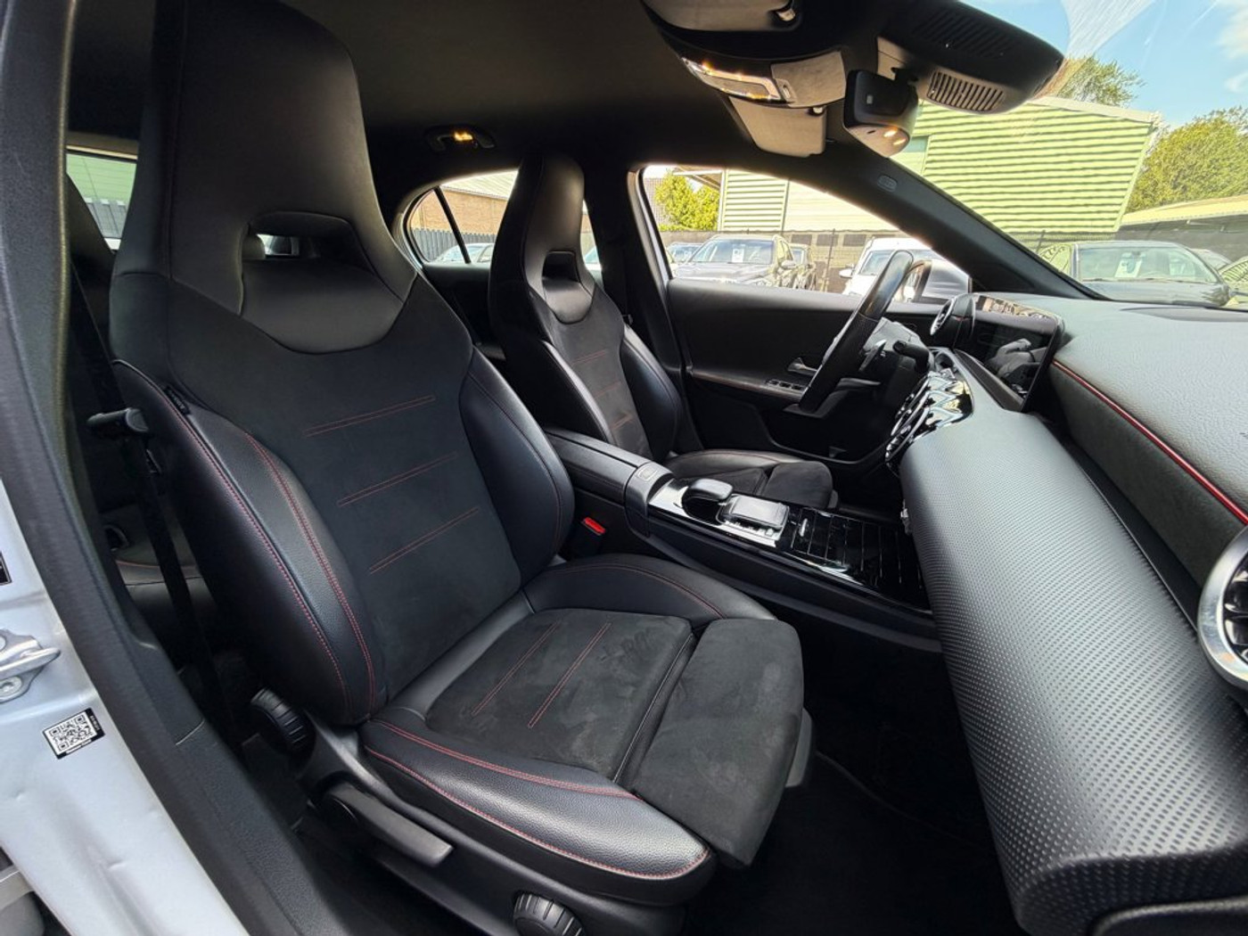 Foto van Mercedes-Benz A 200