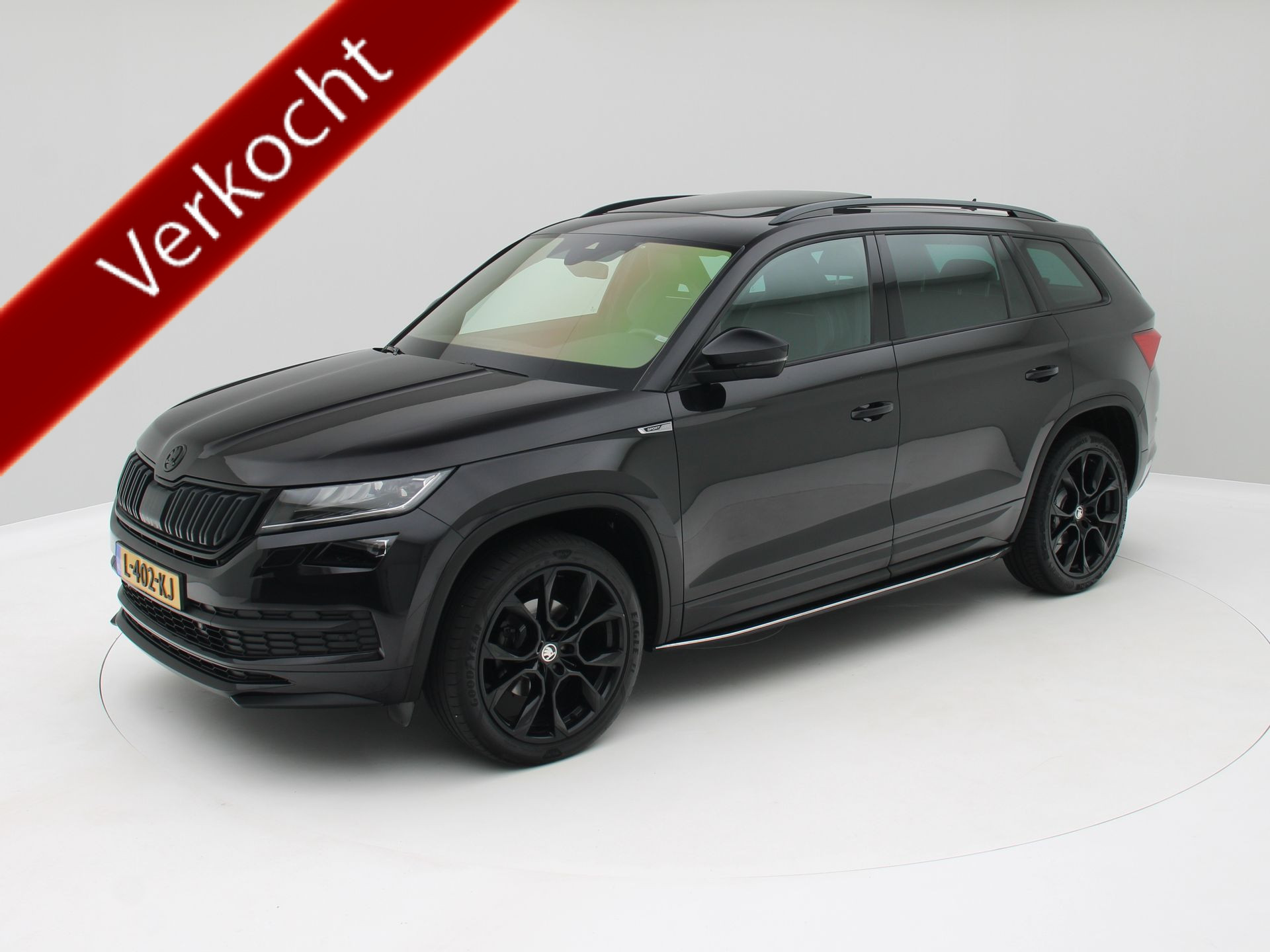 Skoda Kodiaq 1.5 TSI Sportline Business /Panorama /LED/Trekh. 2021 - voorkant