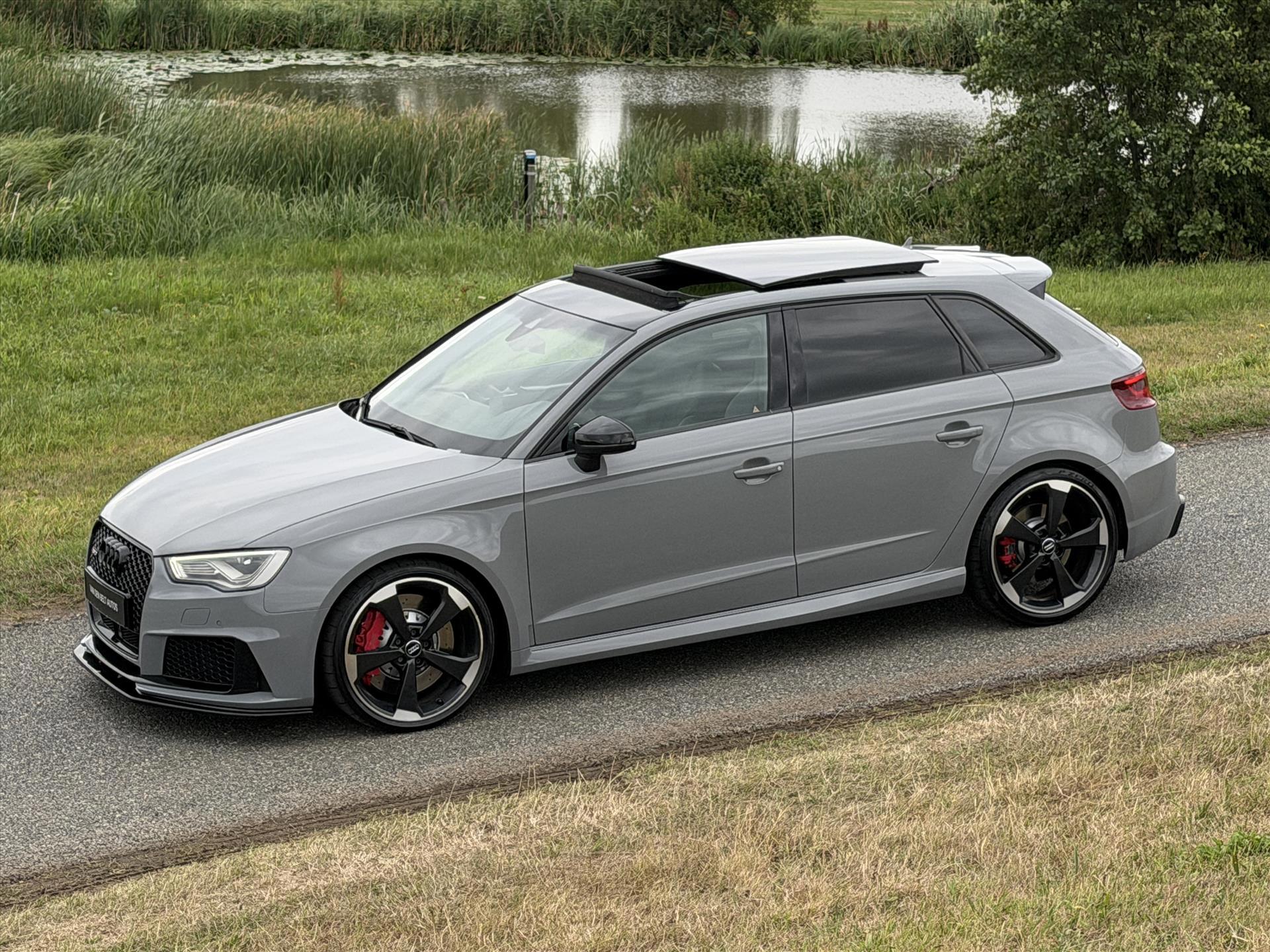 Foto van Audi RS 3 Sportback