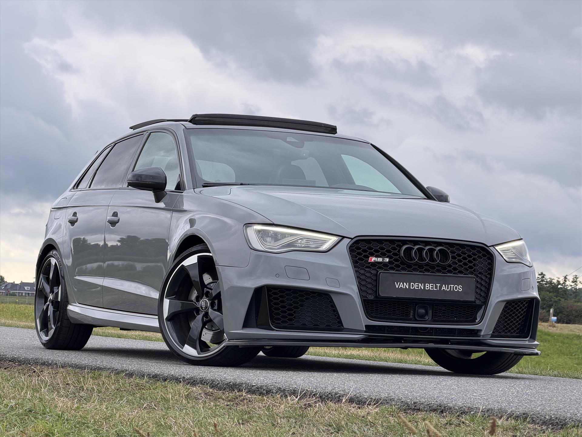 Foto van Audi RS 3 Sportback