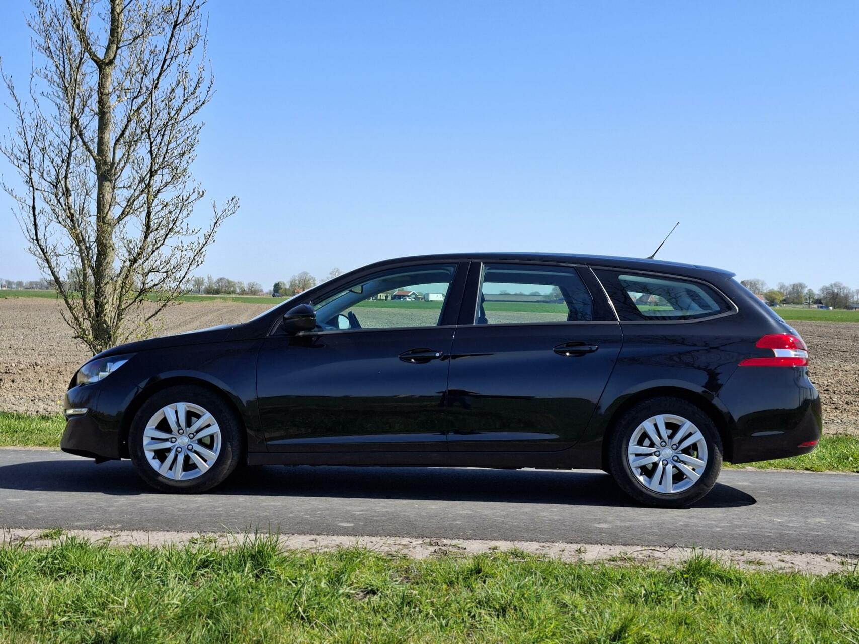 Foto van Peugeot 308 SW