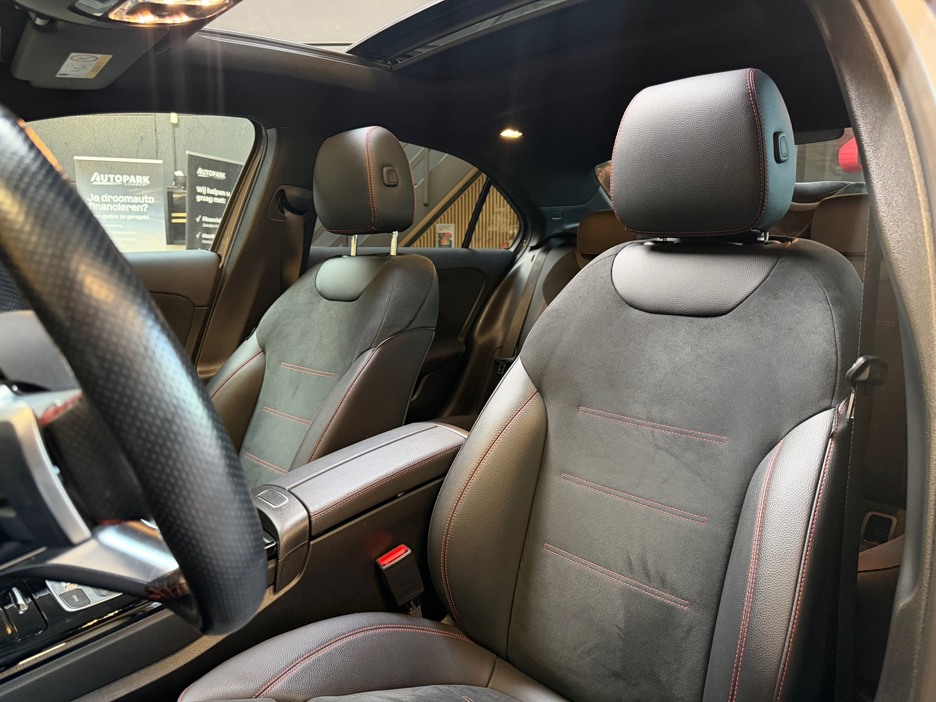 Foto van Mercedes-Benz A 250 E