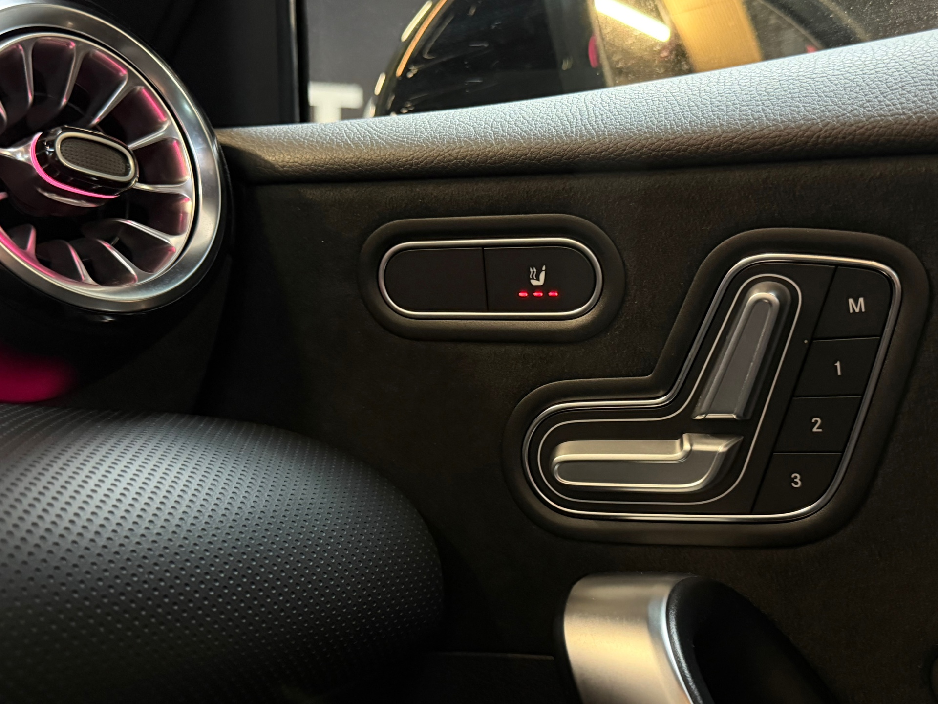 Foto van Mercedes-Benz A 250 E