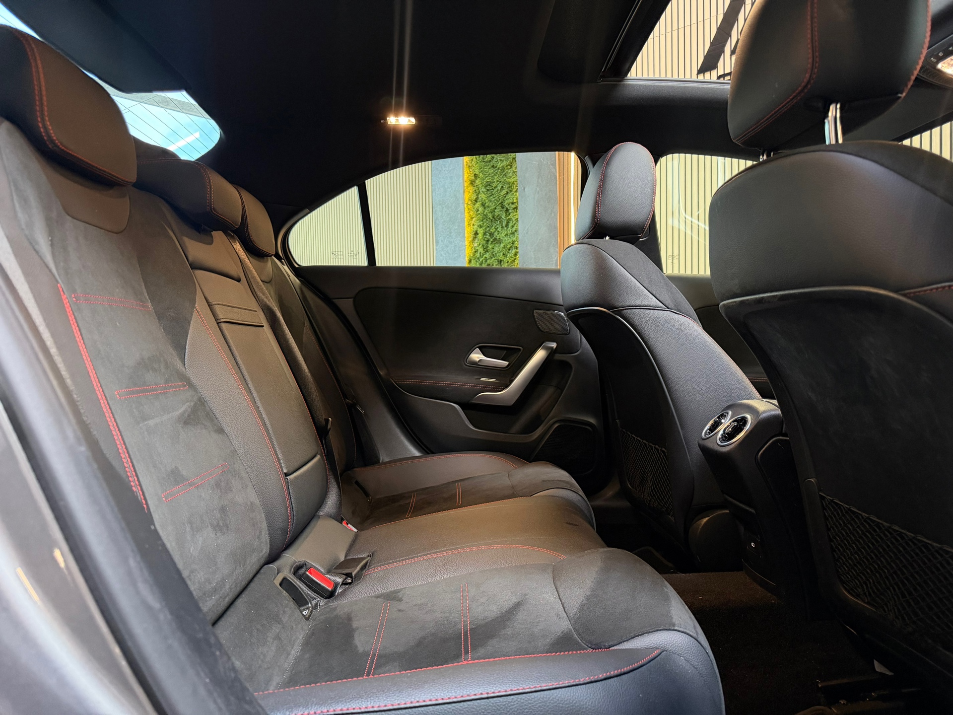Foto van Mercedes-Benz A 250 E