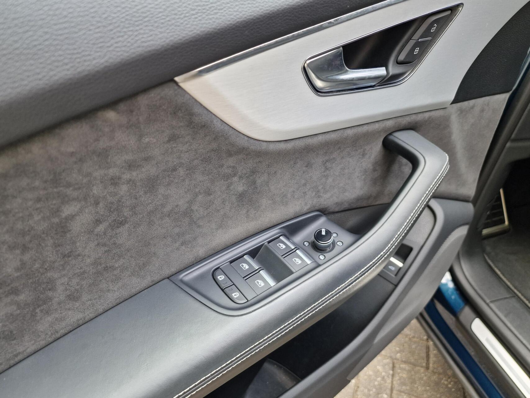 Foto van Audi Q8
