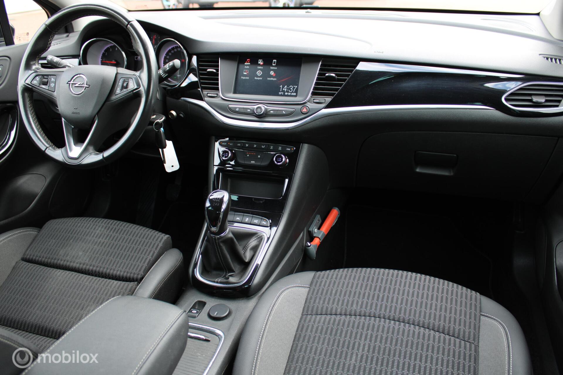 Foto van Opel Astra Sports Tourer
