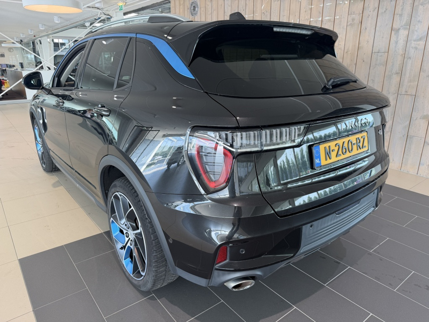 Foto van Lynk&co LYNK & Co 01