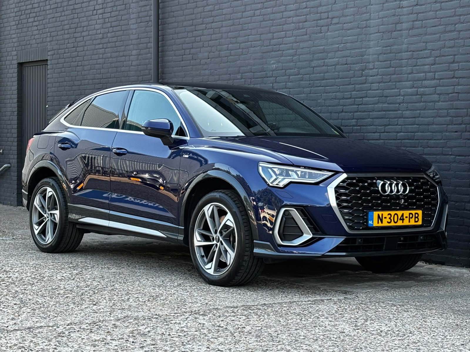 Foto van Audi Q3 Sportback E-tron