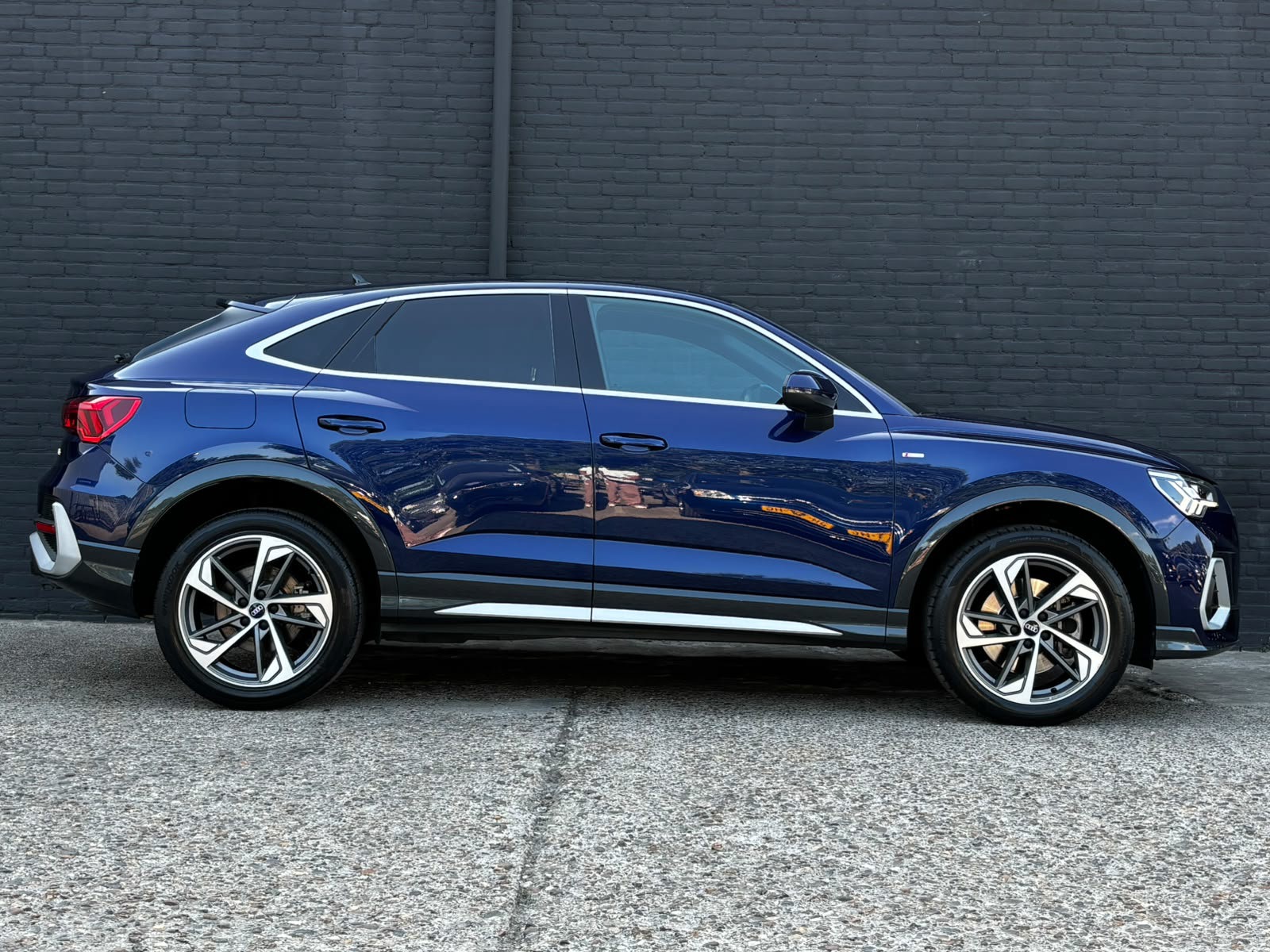 Foto van Audi Q3 Sportback E-tron